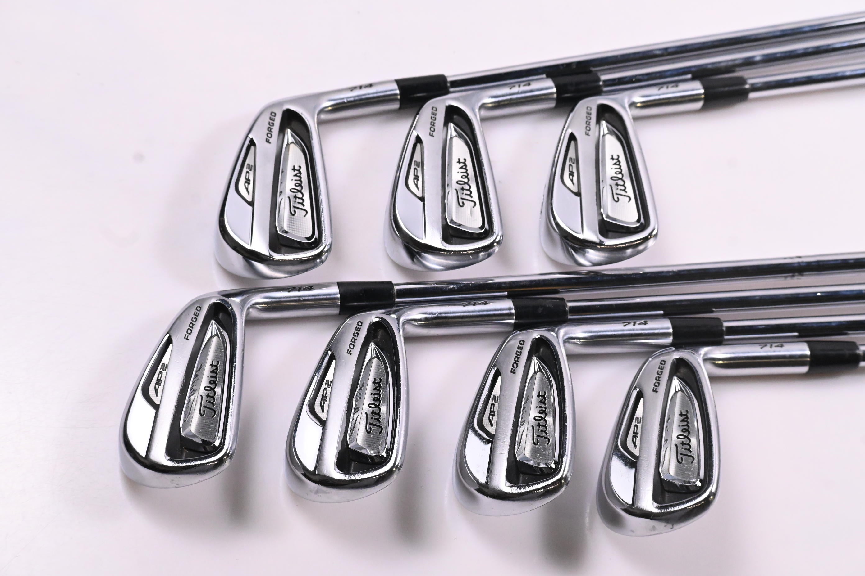 Titleist 714 AP2 Irons / 4-PW / Stiff Flex Dynamic Gold S300 Shafts