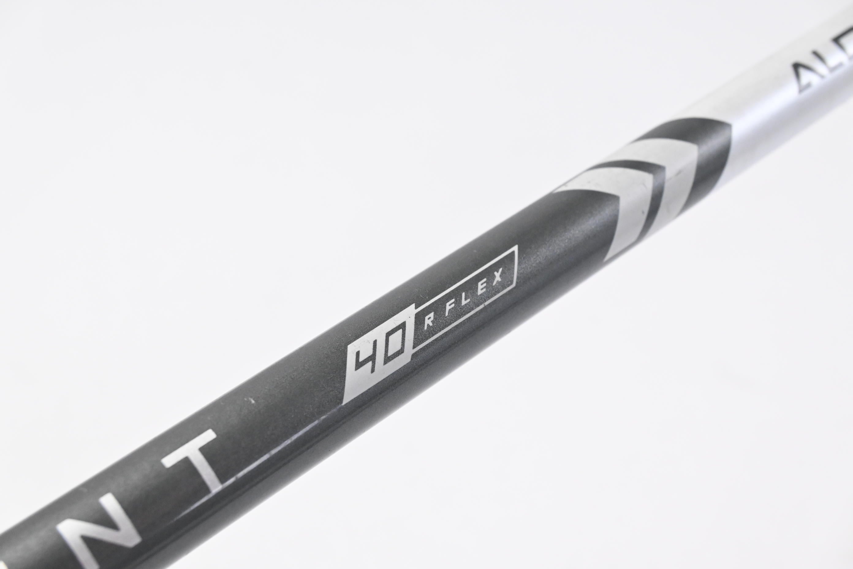 Aldila Ascent Ultralight 40 Driver Shaft / Regular Flex / Titleist