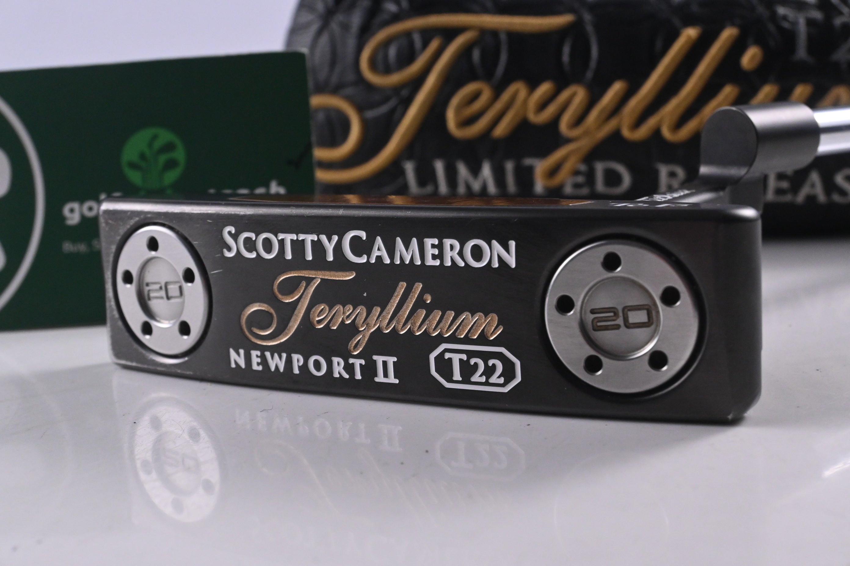Scotty Cameron Teryllium T22 Newport II Putter / 33 Inch