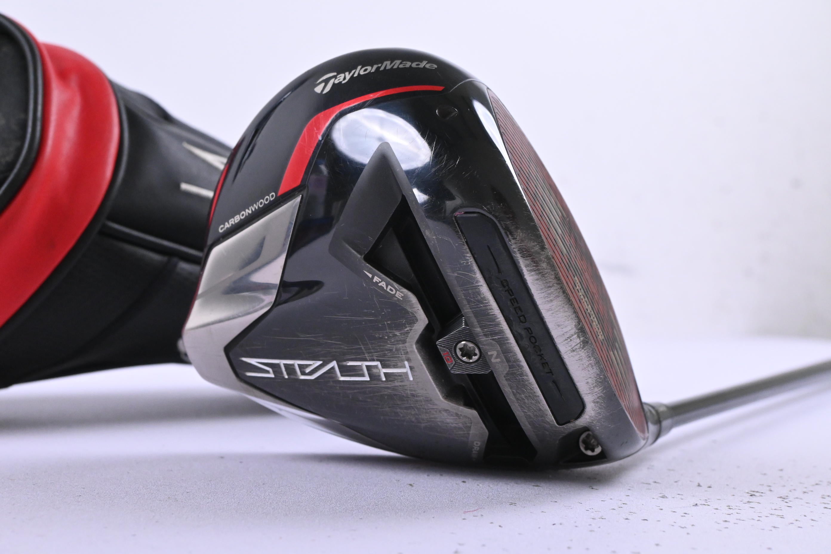 Taylormade Stealth Plus Driver / 10.5 Degree / Regular Flex Hzrdus Smoke Red RDX