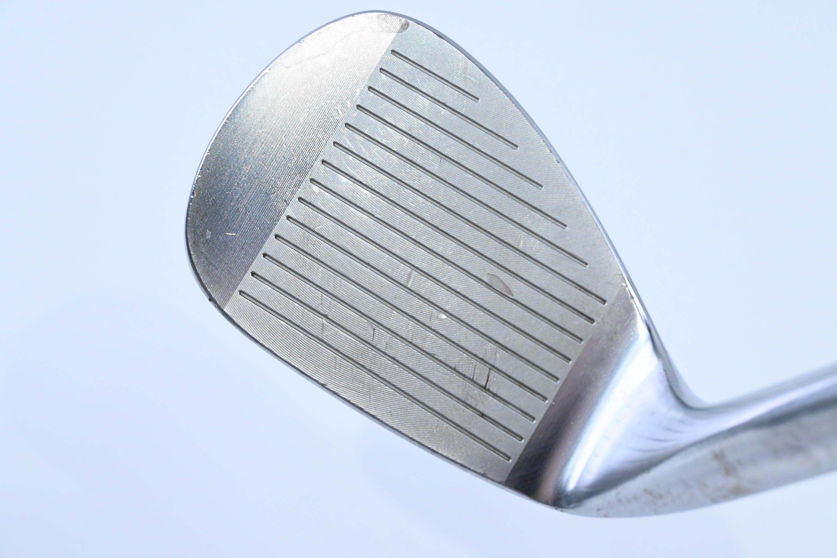 Vega VWX Sand Wedge / 56 Degree / X-Flex KBS Tour Lite Shaft