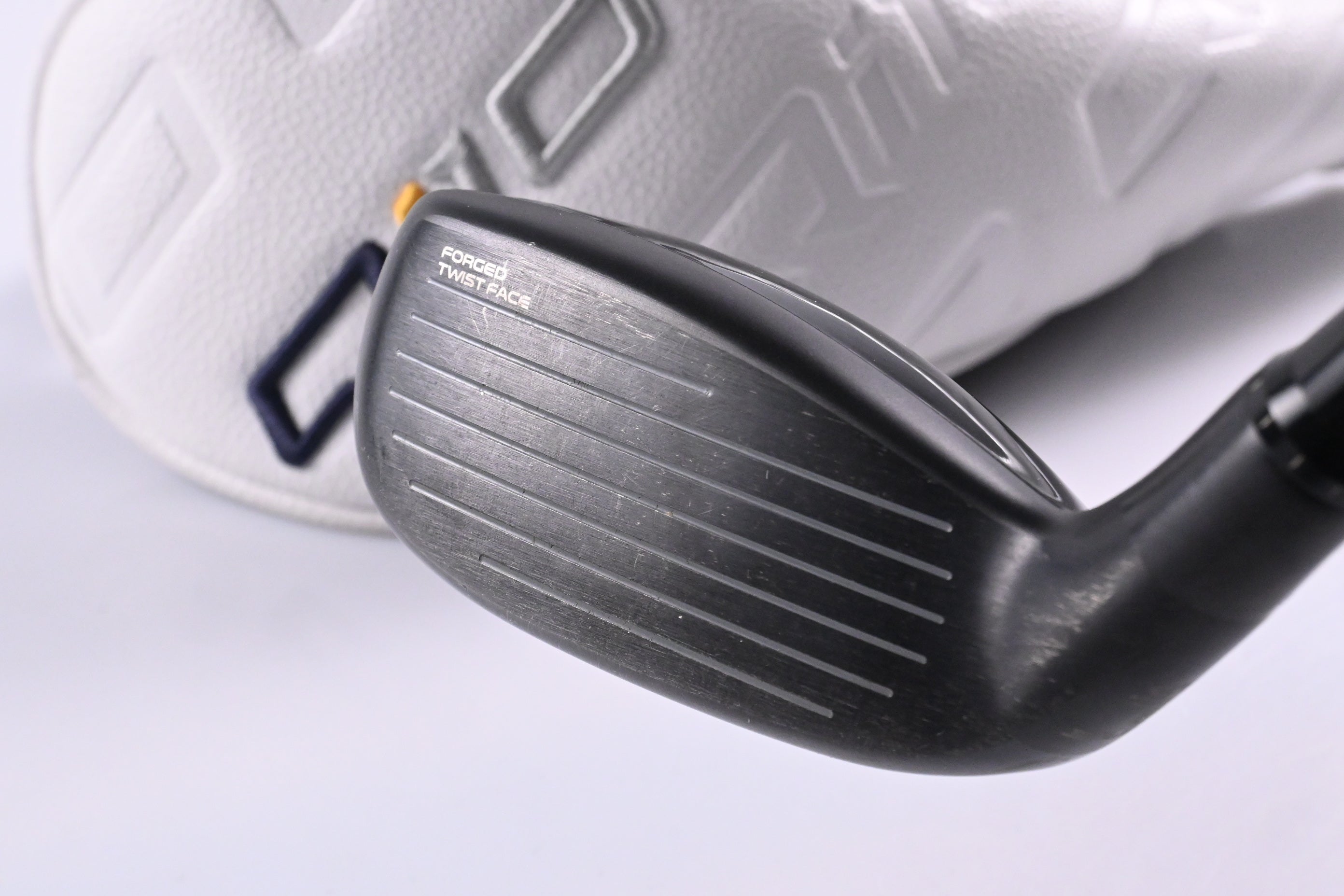 Taylormade Qi10 Tour #3 Hybrid / 19.5 Degree / Stiff Flex KBS Reax 75 Shaft