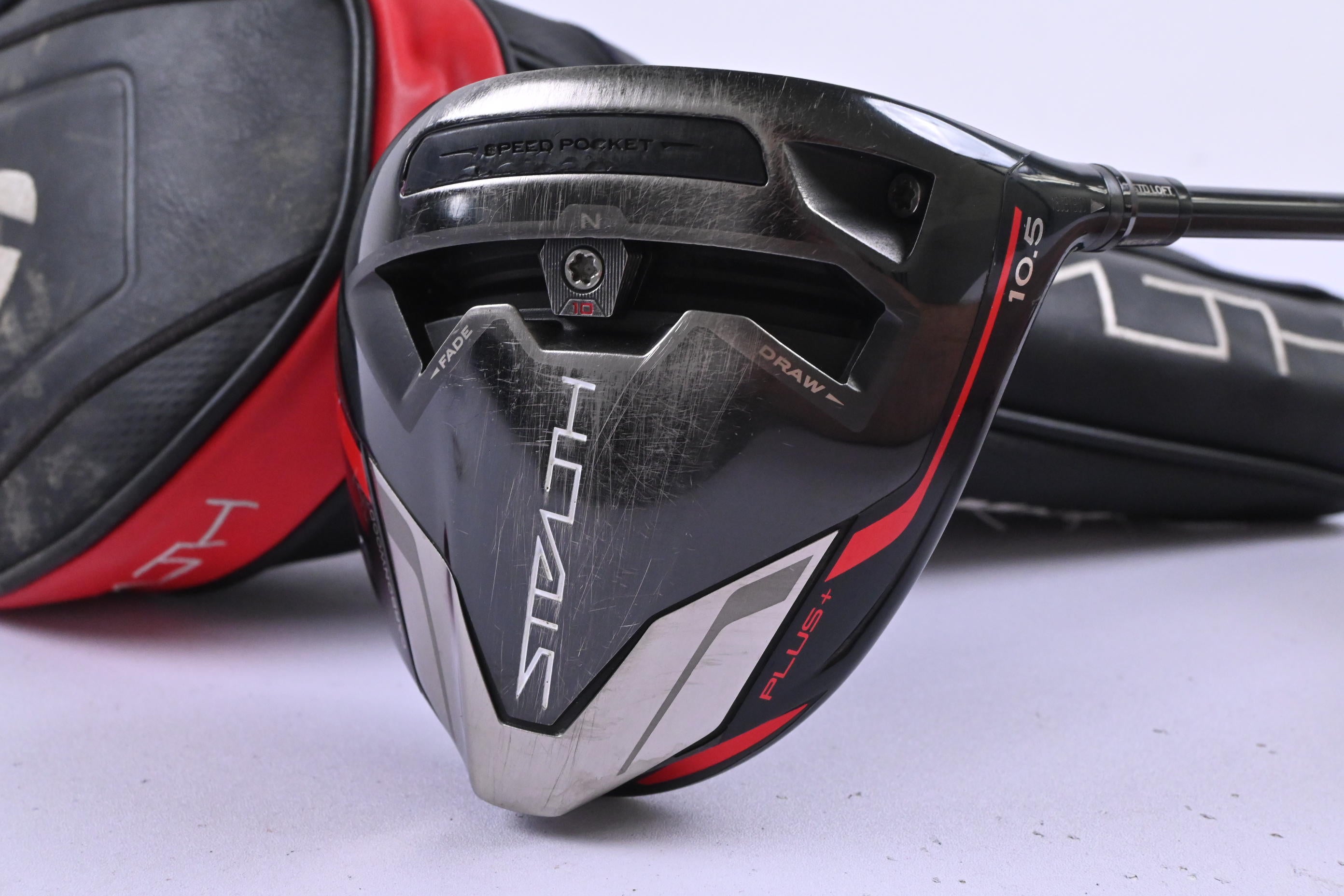 Taylormade Stealth Plus Driver / 10.5 Degree / Regular Flex Hzrdus Smoke Red RDX