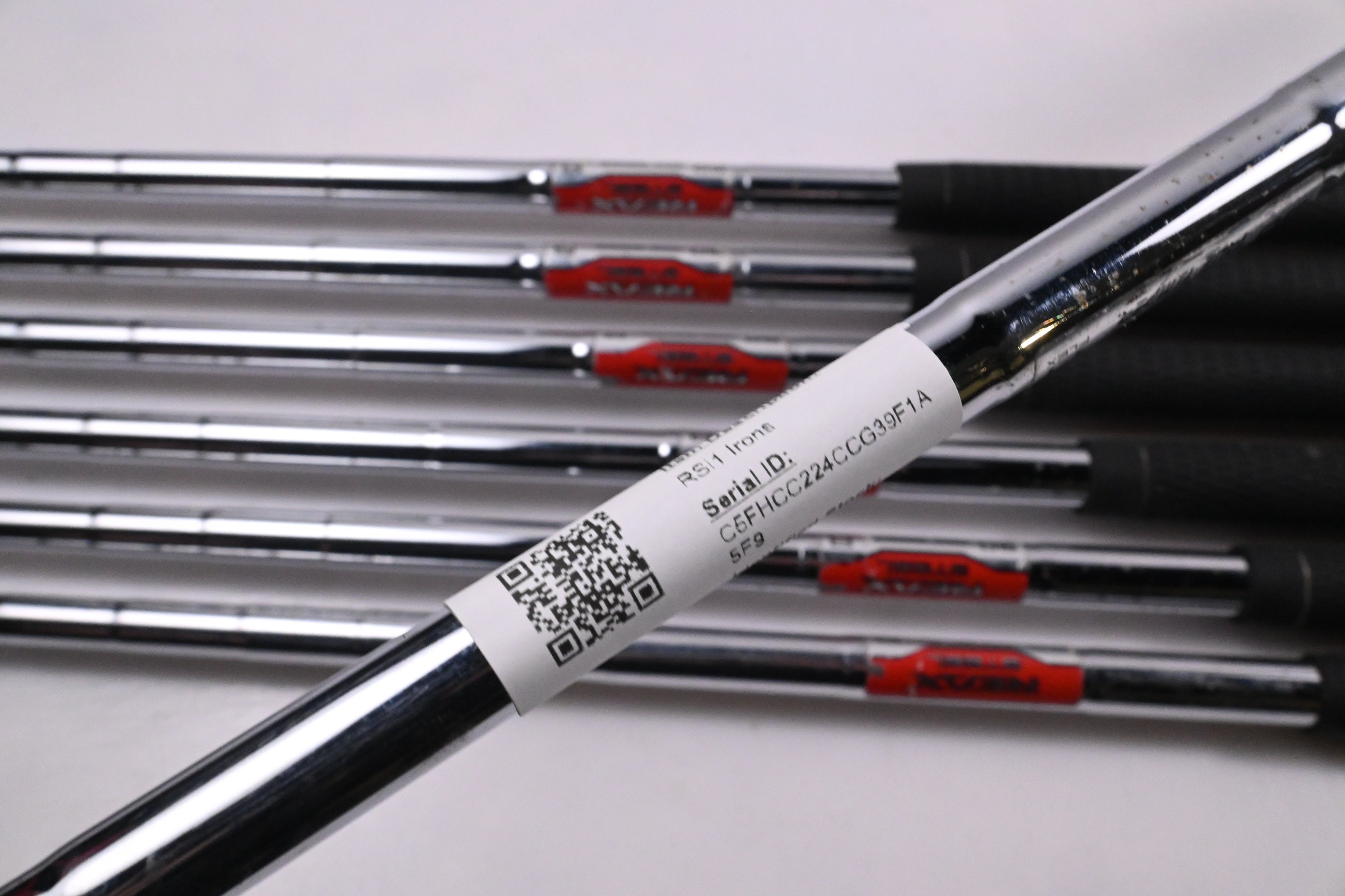 Taylormade RSi1 Irons / 4-PW / Regular Flex Reax 90 Shaft
