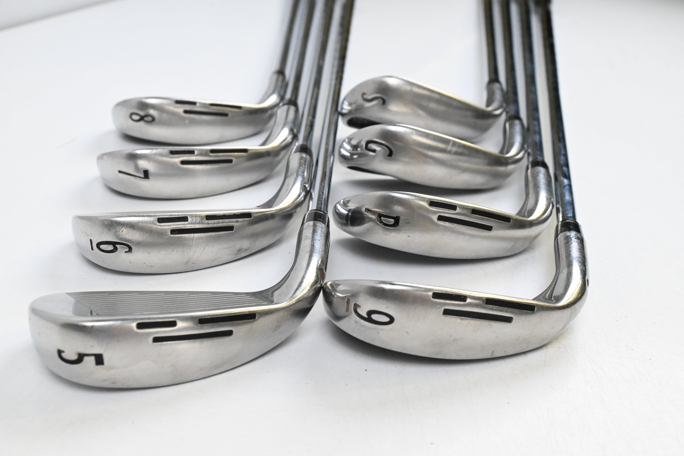 Wilson D9 Irons / 5-PW+GW+SW / Senior Flex KBS MAX Ultralite Shafts