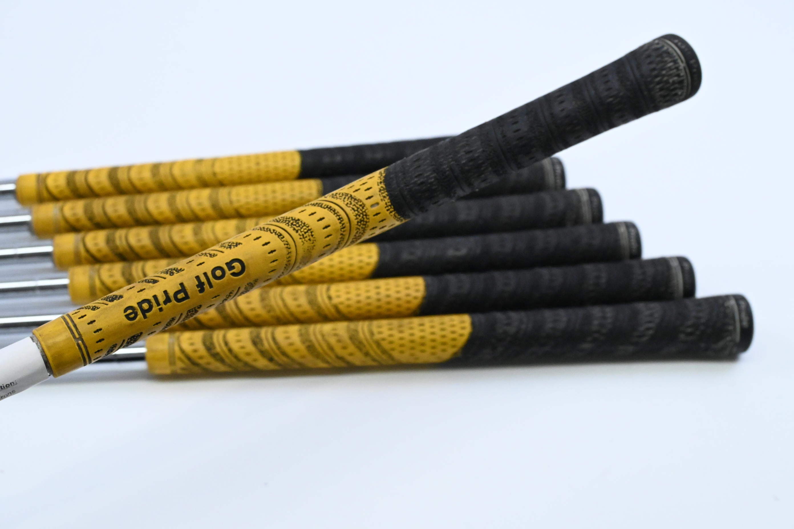 Titleist 660 Forged Irons / 4-PW / Stiff Flex Dynamic Gold S300 Shafts
