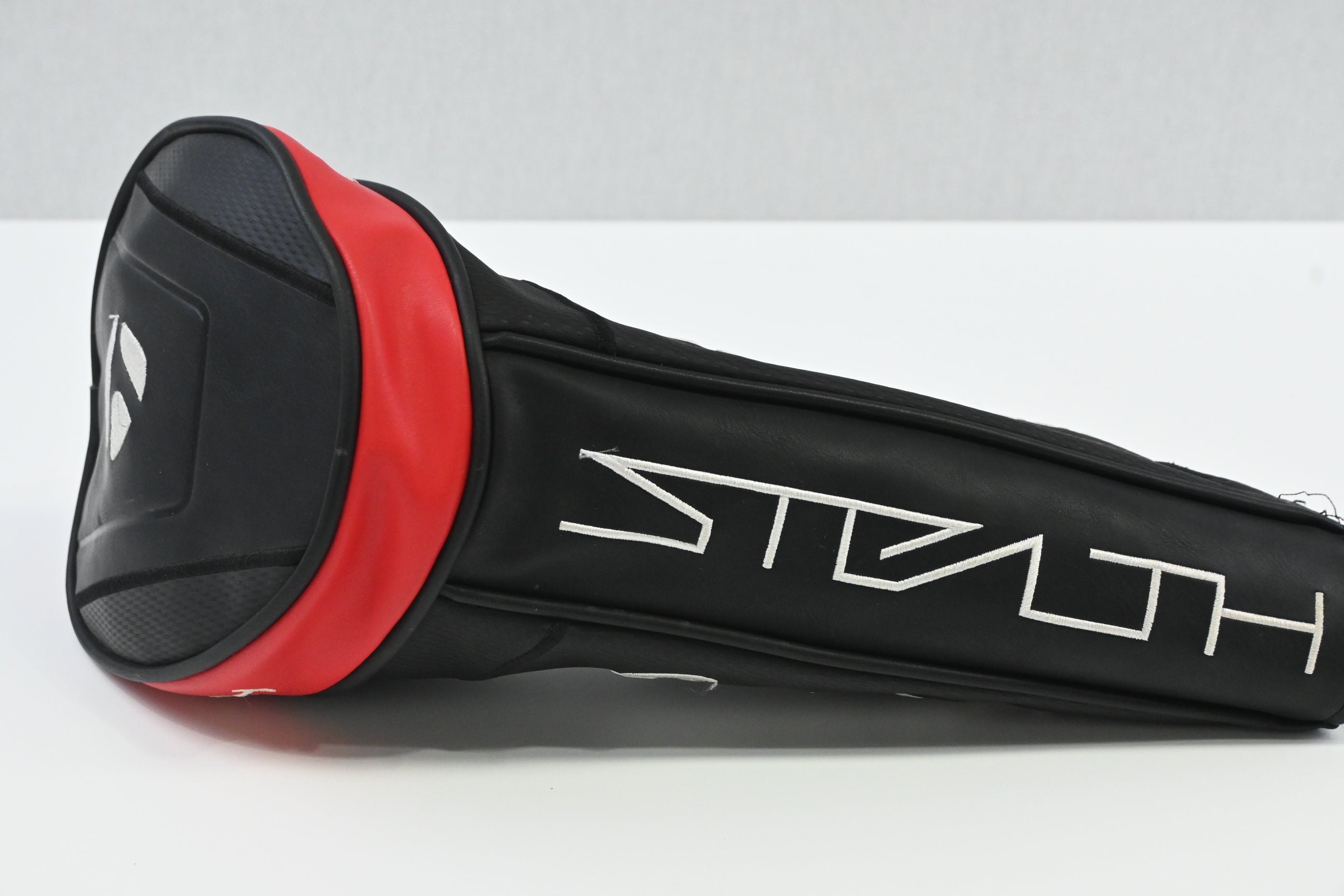 Taylormade Stealth Driver / 10.5 Degree / Regular Flex Aldila Ascent Red 60