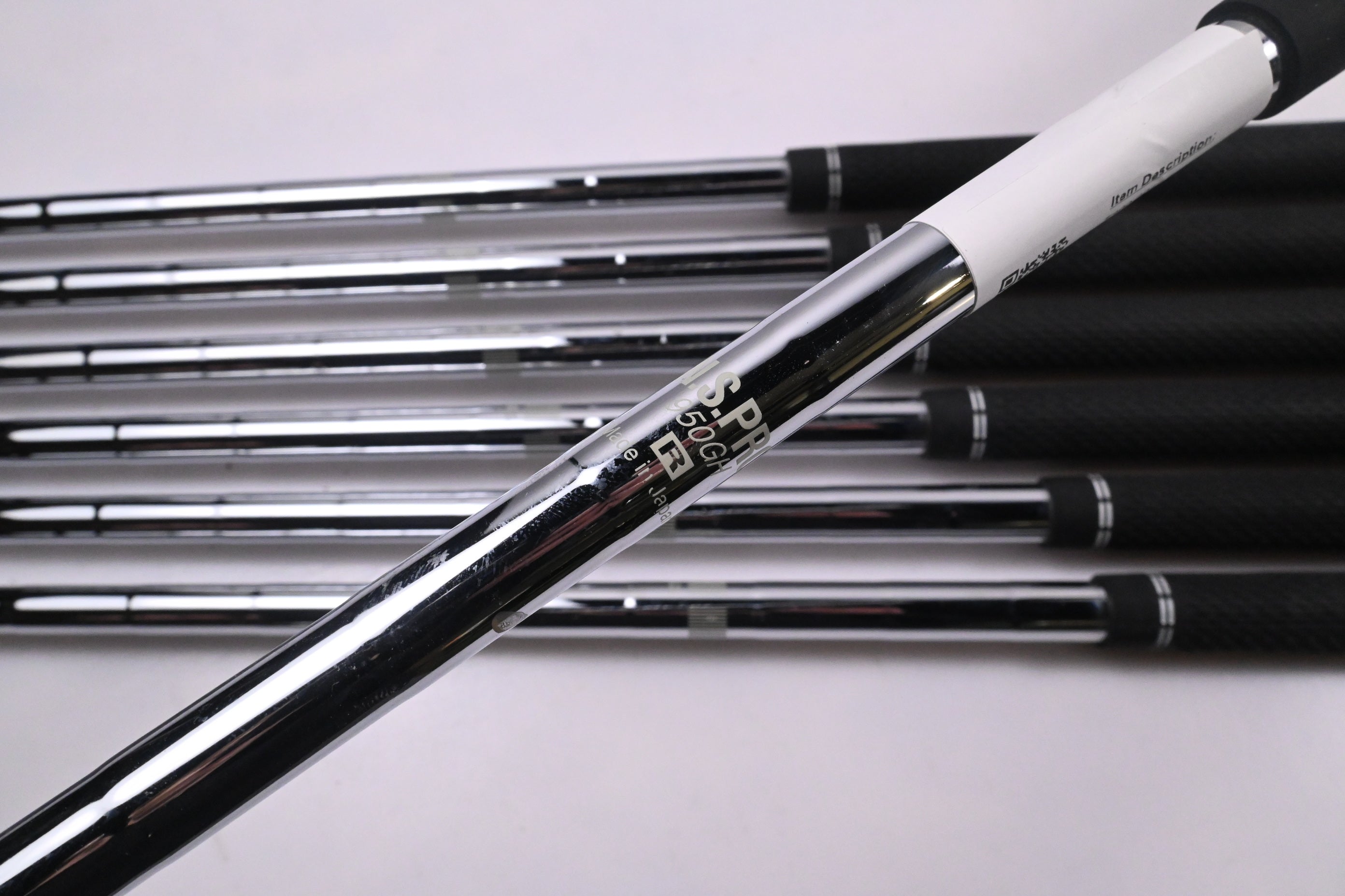 Titleist T300 2019 Irons / 4-PW / Regular Flex N.S.Pro 950GH Shafts
