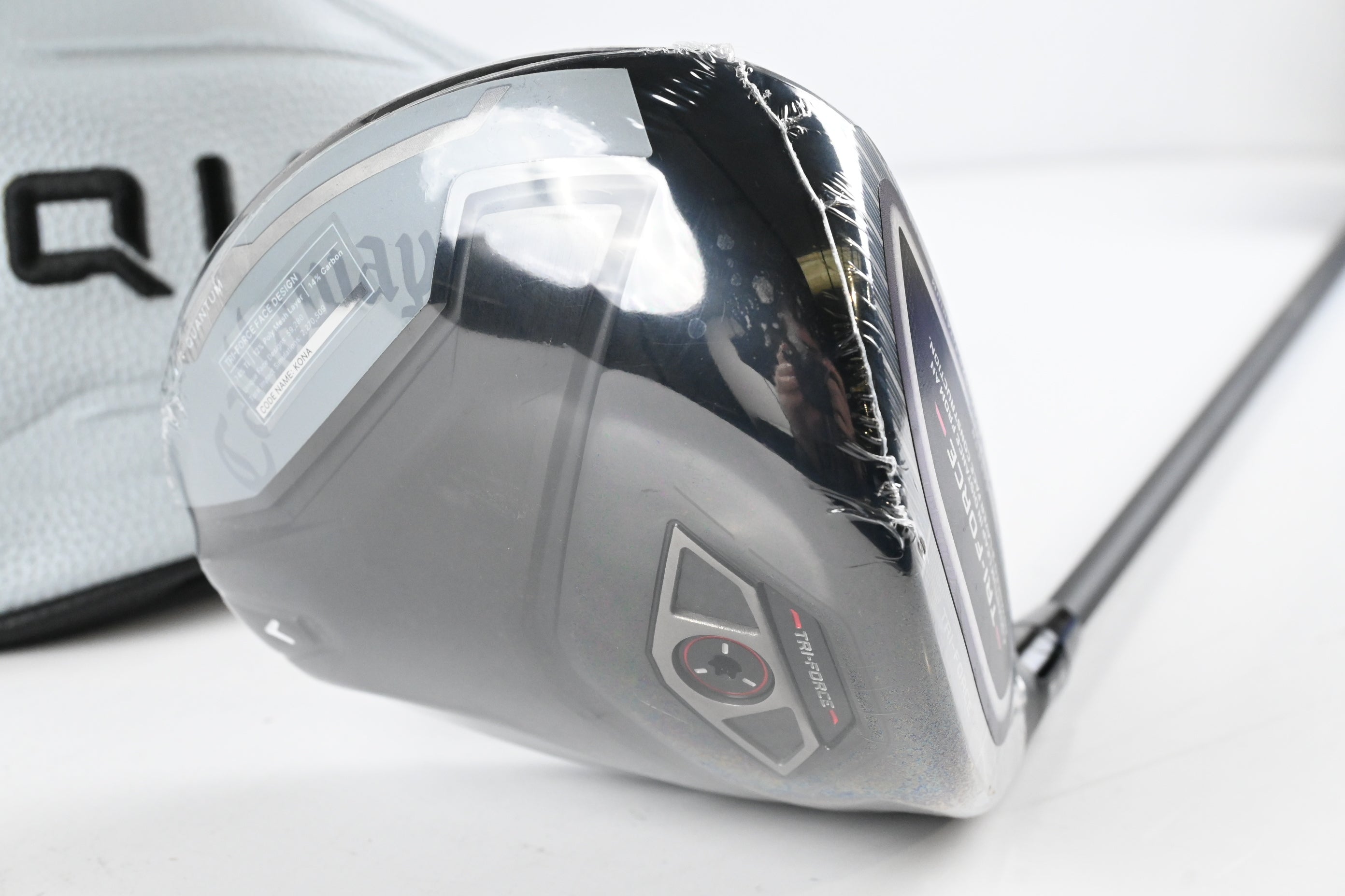 Callaway Quantum Max D Driver / 10.5 Degree / Senior Flex Vanquish 4 Shaft