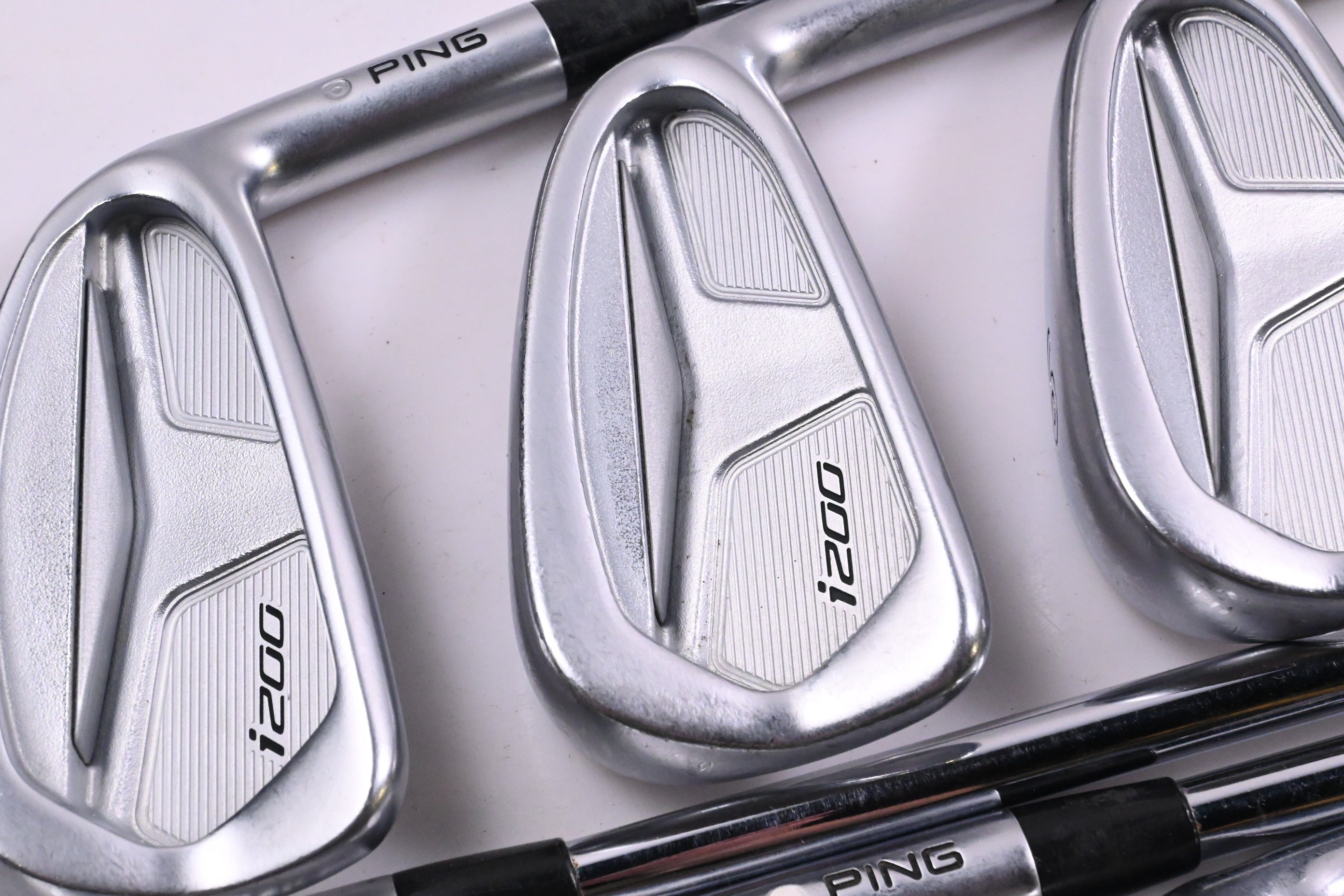 Ping i200 Irons / 4-PW / White Dot / Regular Flex Project X Shafts