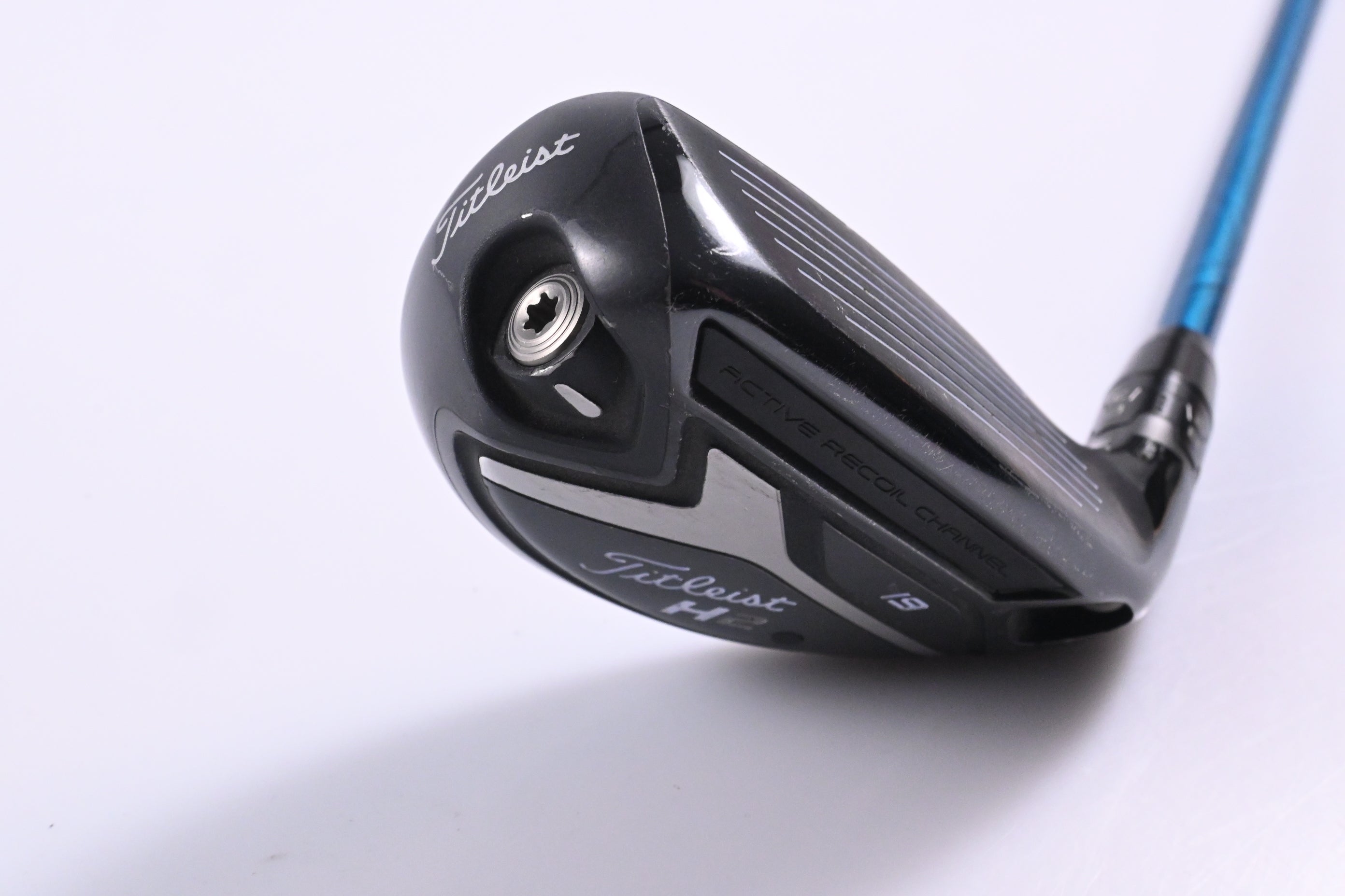 Titleist 818 H2 #3 Hybrid / 19 Degree / Stiff Flex Evenflow Blue 85 Shaft