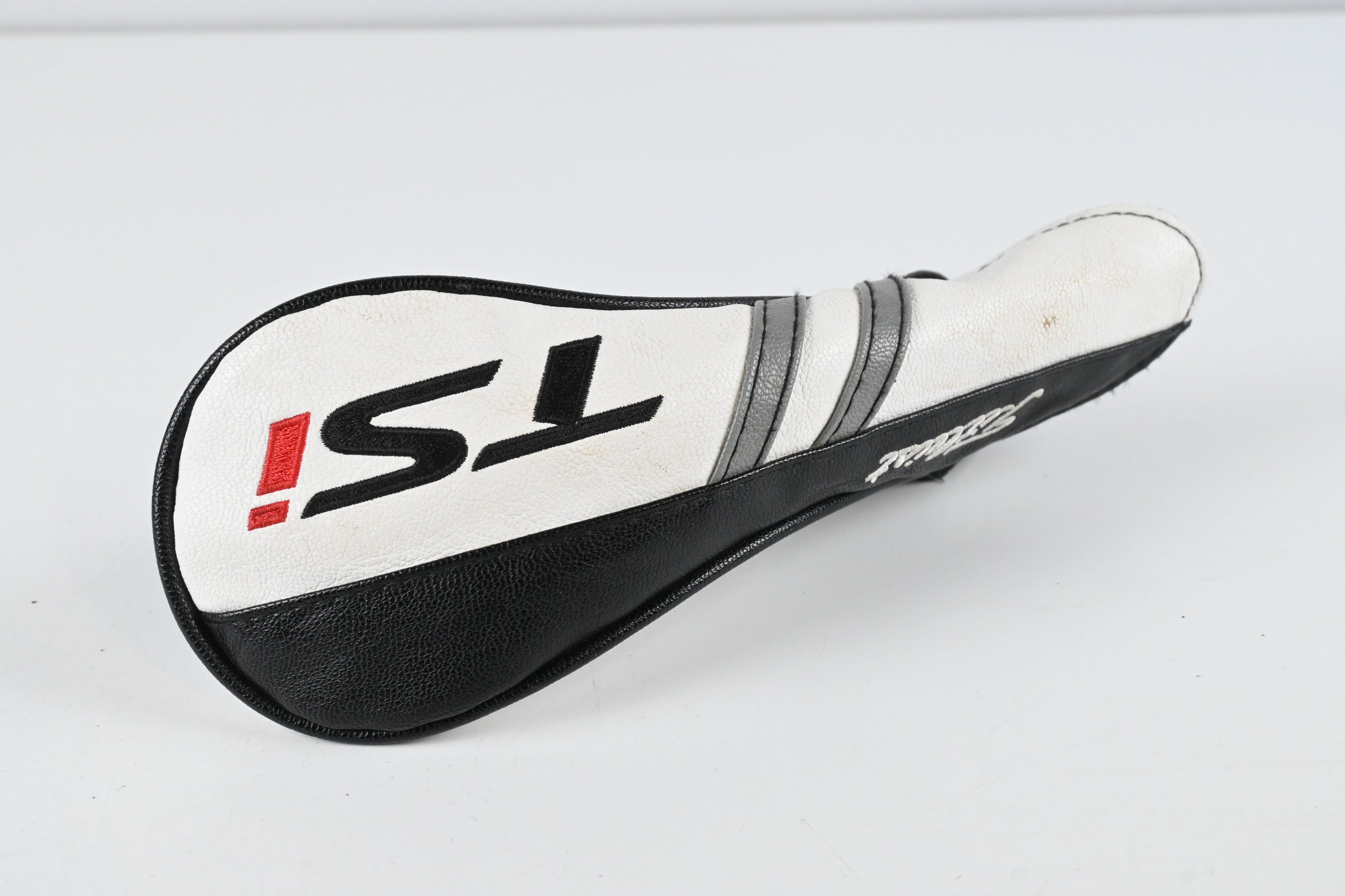 Titleist TSi3 #2 Hybrid / 18 Degree / Stiff Flex HZRDUS Smoke Black RDX 80 Shaft