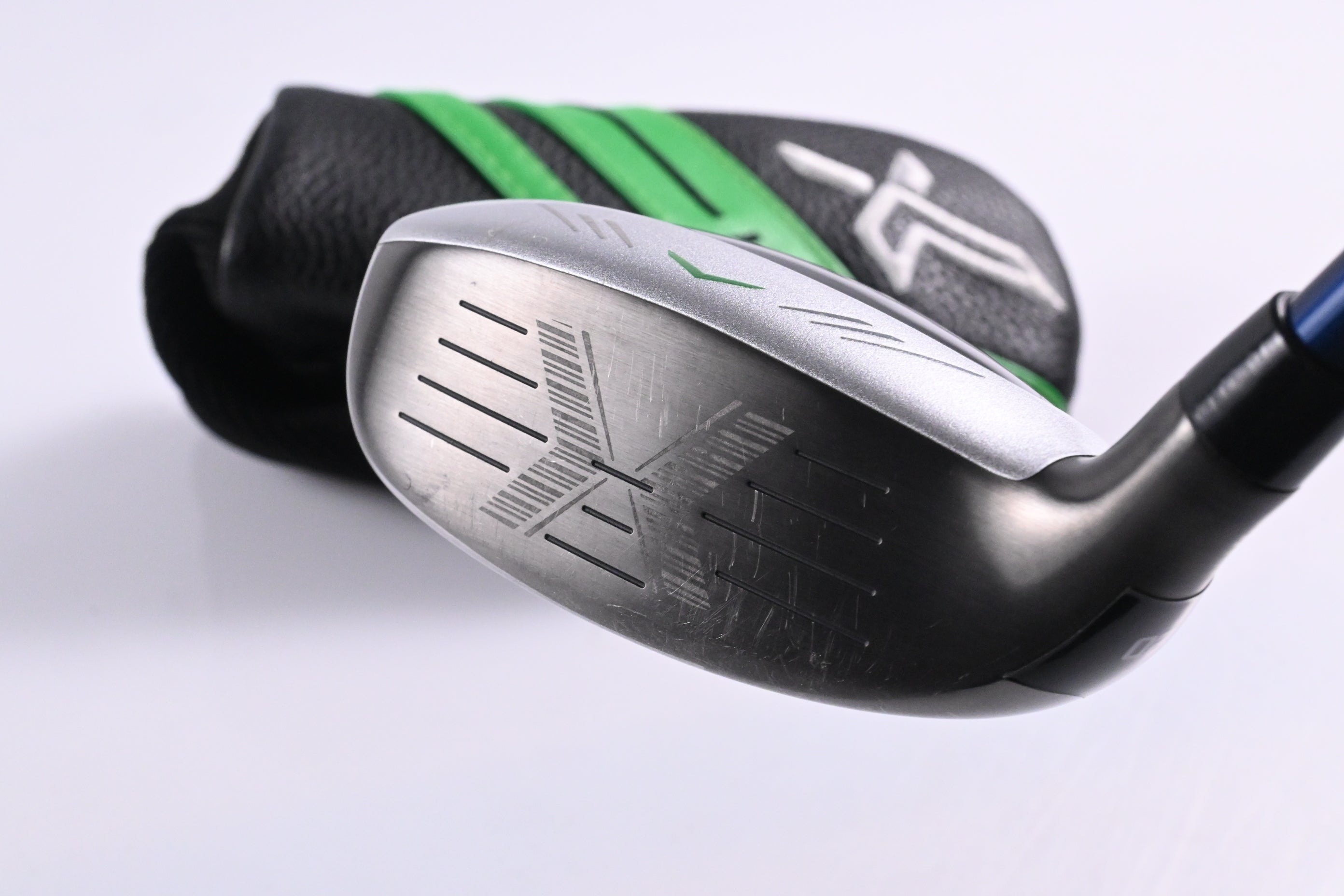 XXIO X 2022 #4 Hybrid / 20 Degree / Regular Flex Diamana ZX 50 Shaft