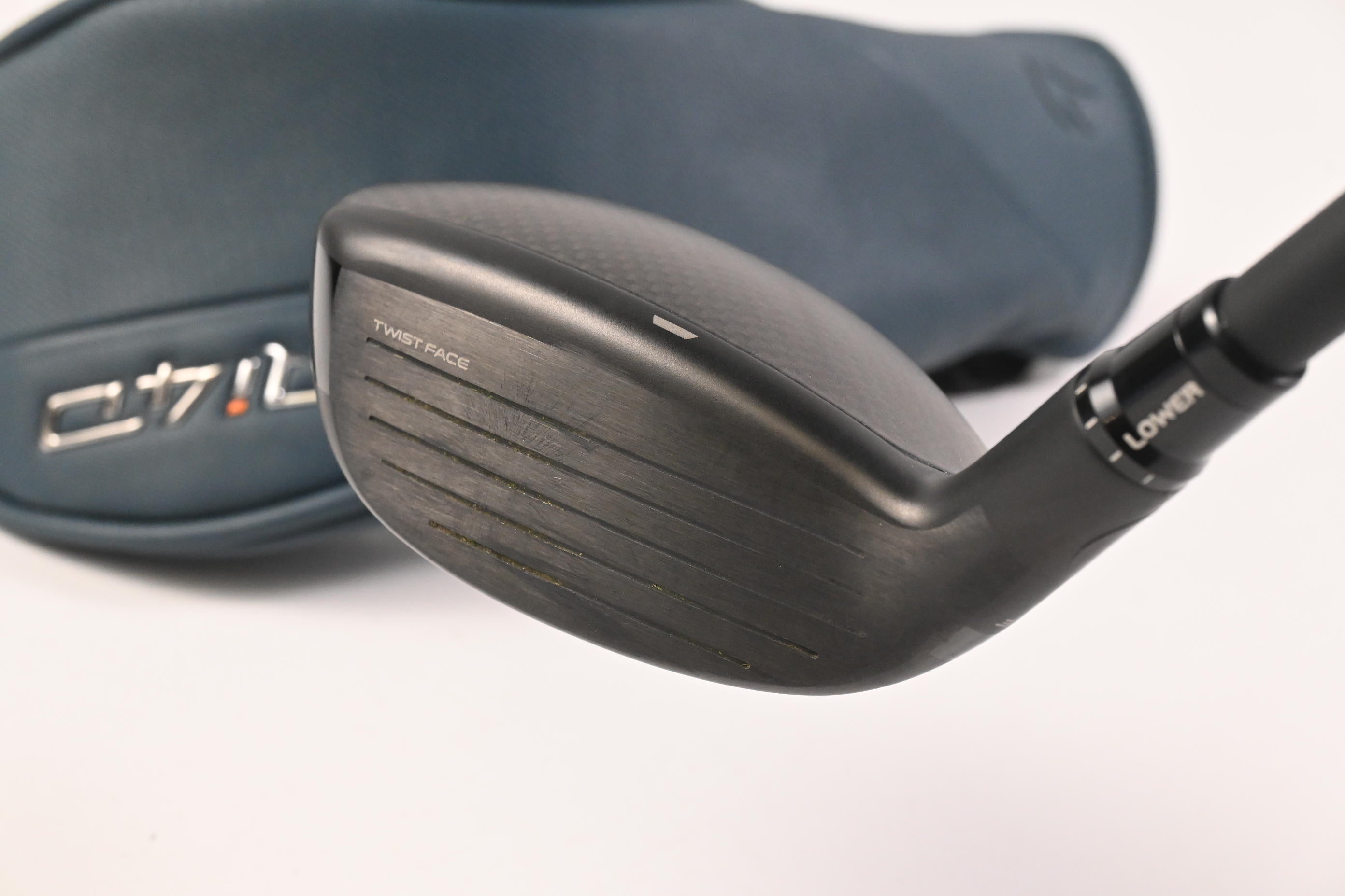 Taylormade Qi4D #4 Hybrid / 22 Degree / Regular Flex Reax 65 Shaft