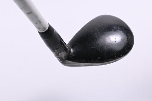 Titleist 915H #4 Hybrid / 24 Degree / Stiff Flex Aldila Rogue White 85 Shaft