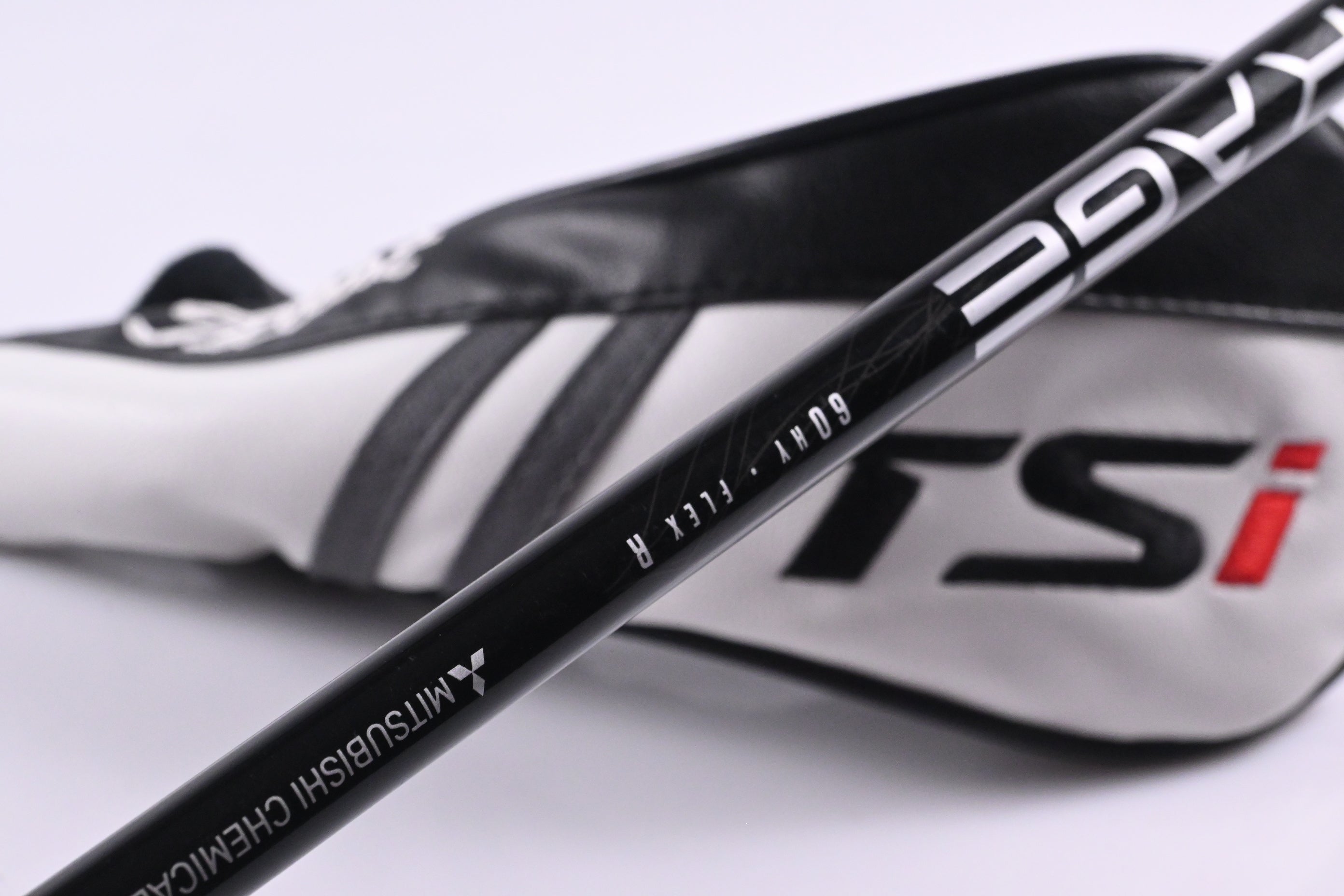 Titleist TS2 #3 Hybrid / 23 Degree / Regular Flex Kuro Kage 60 Shaft