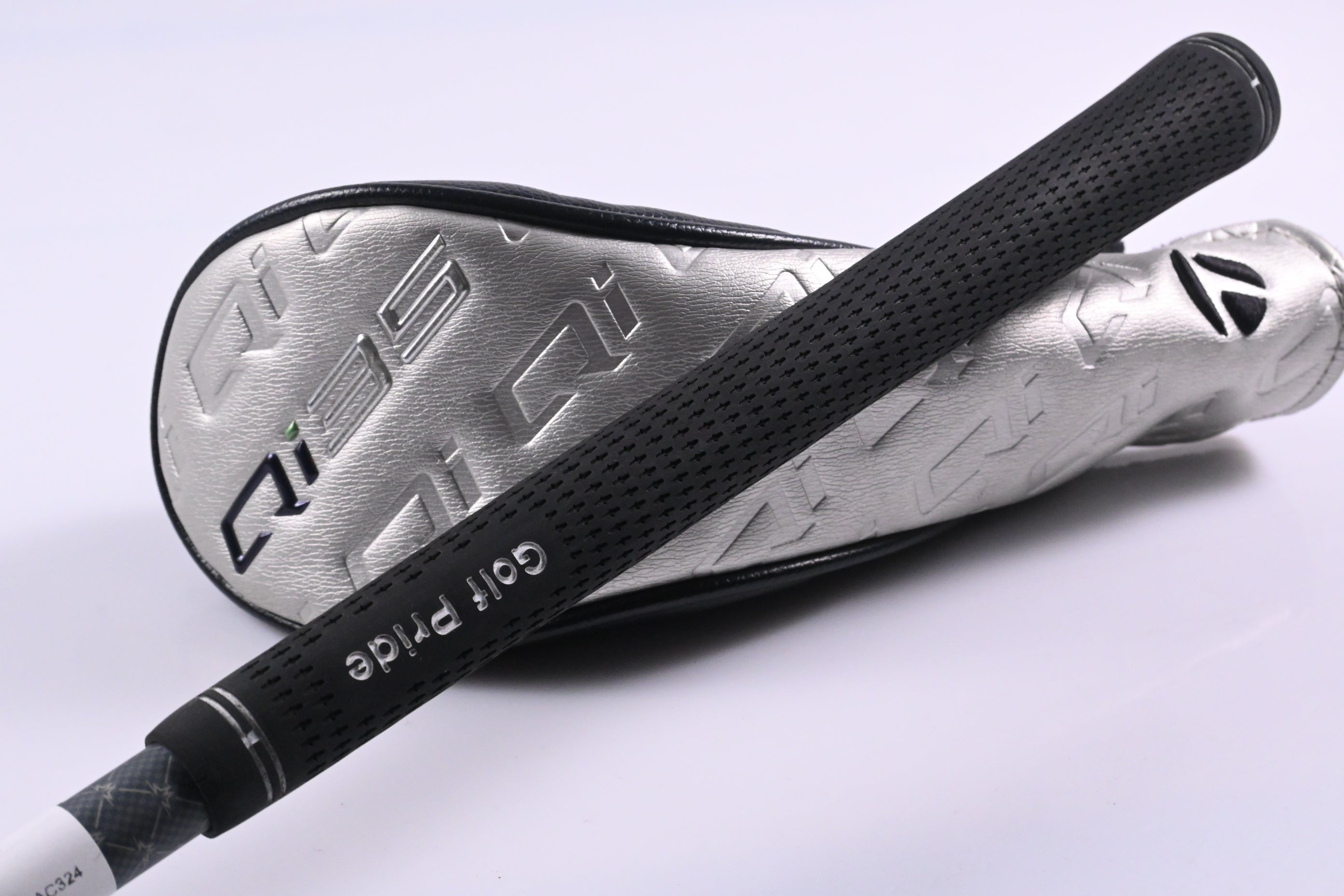 Taylormade Qi35 #2 Hybrid / 17 Degree / X-Flex Tensei AV Limited 85 Shaft