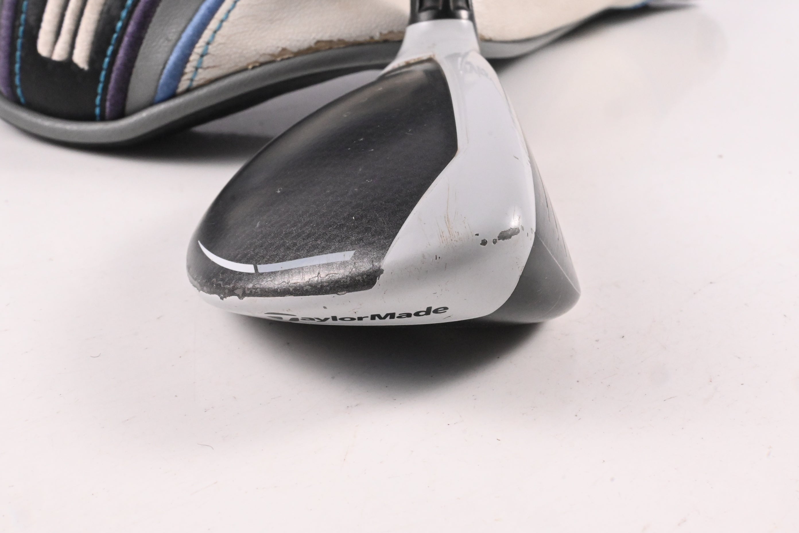 Taylormade SIM Max #4 Hybrid / 22 Degree / Stiff Flex Fujikura Ventus Blue 7