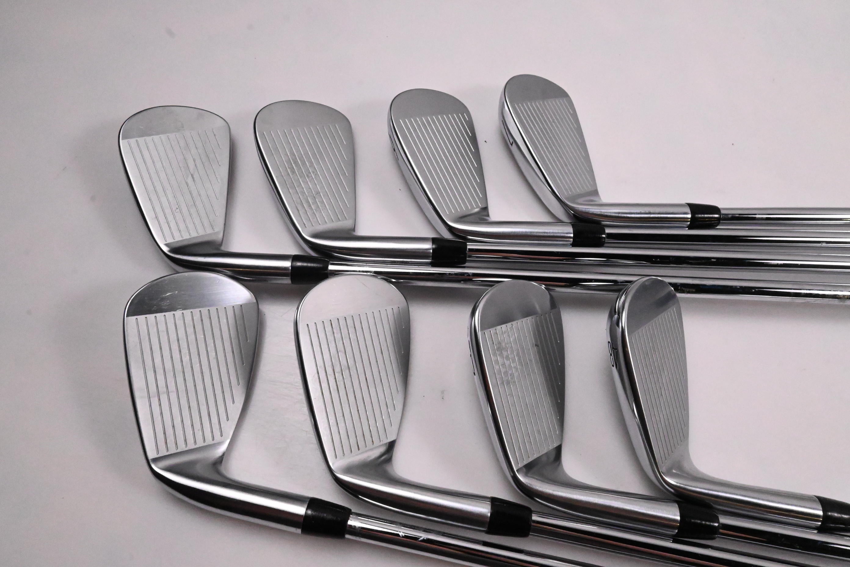 Titleist T200 2021 Irons / 4-PW+GW / Regular Flex Dynamic Gold R300 Shafts