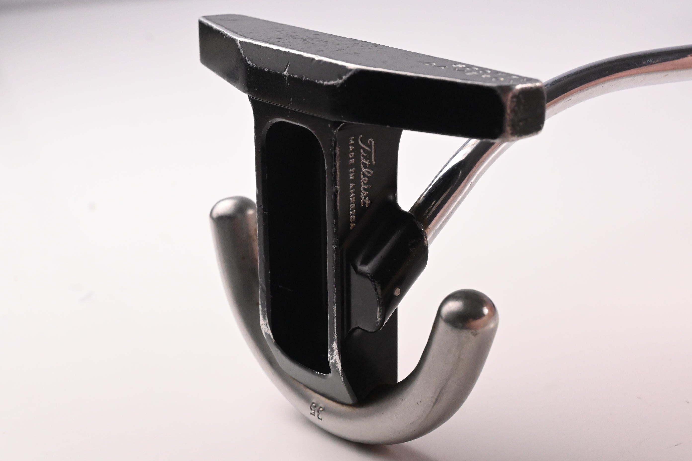 Scotty Cameron Futura Putter / 34 Inch