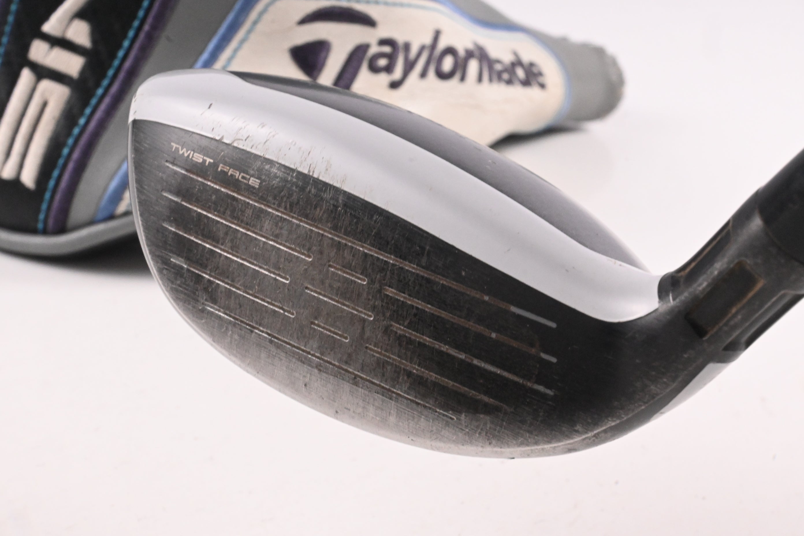 Taylormade SIM Max #4 Hybrid / 22 Degree / Stiff Flex Fujikura Ventus Blue 7