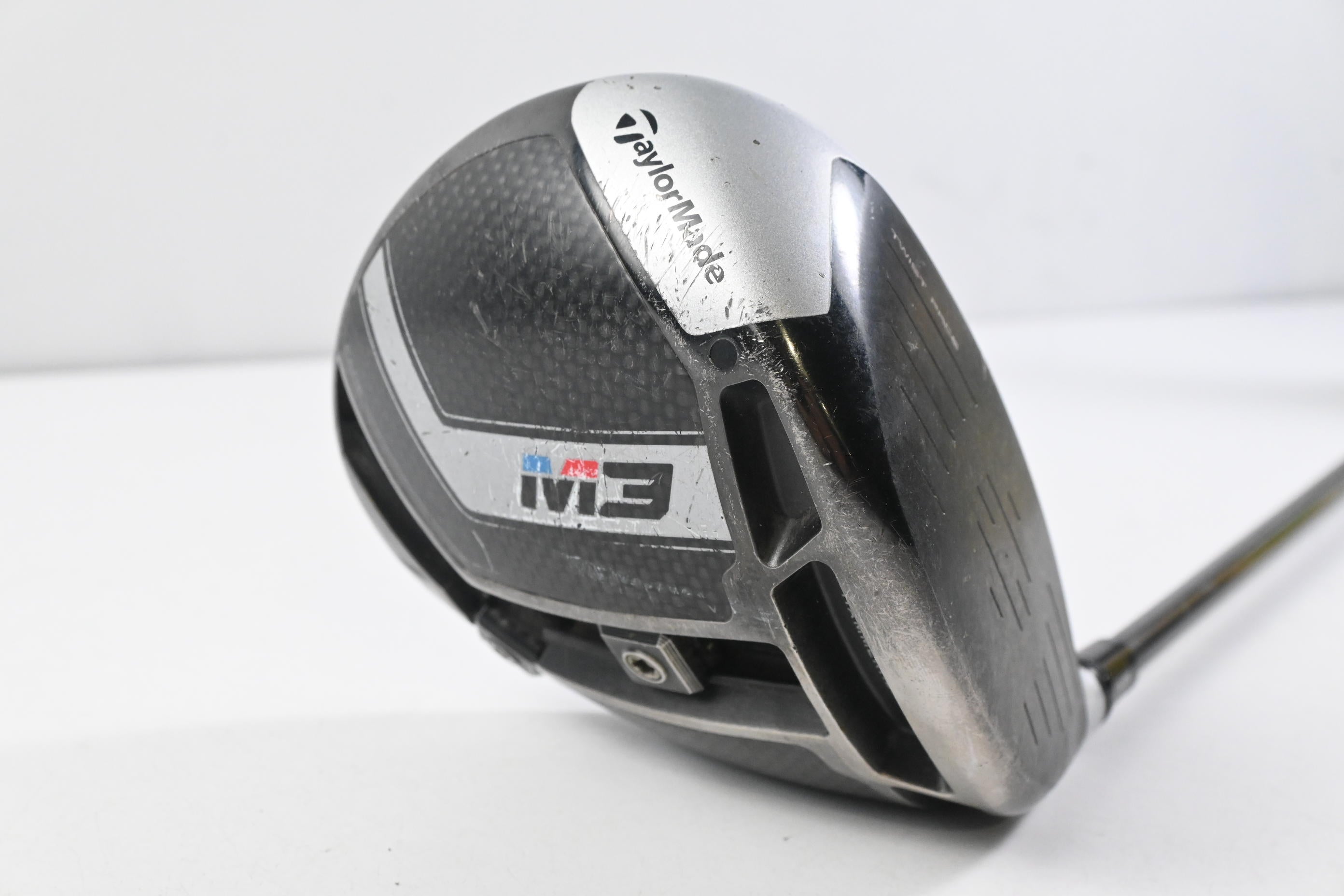Taylormade M3 Driver / 9.5 Degree / Regular Flex Aldila RIP 60 Shaft