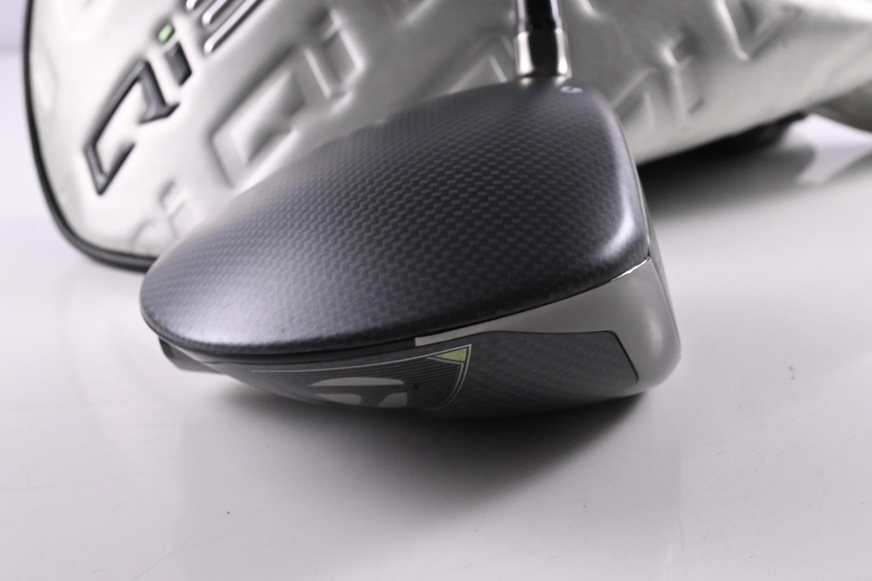 Taylormade Qi35 LS Driver / 10.5 Degree / Stiff Flex Kai'li Blue CB Dark Wave 60