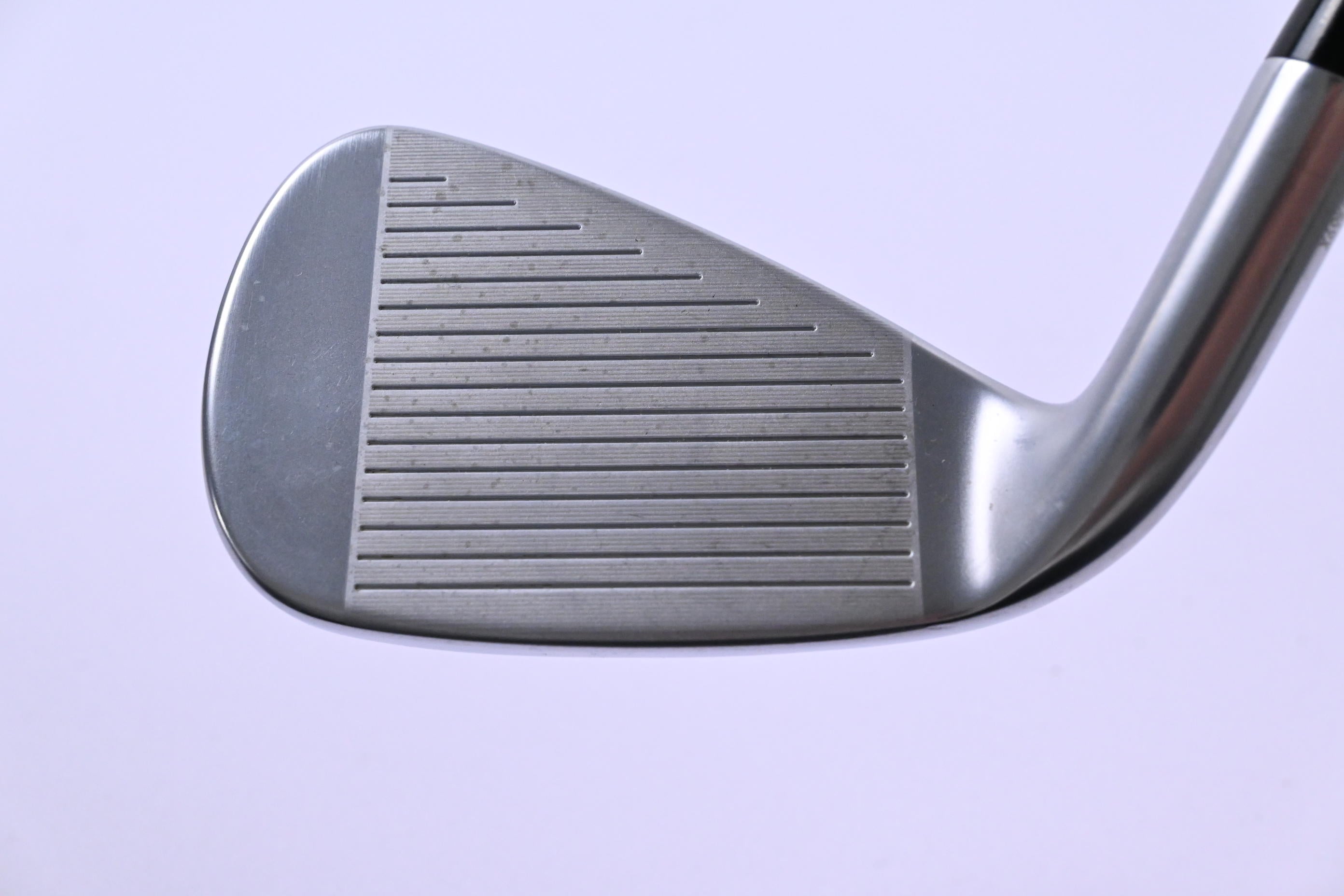 Cleveland Launcher UHX Mid #7 Iron / Regular Flex Dynamic Gold DST98 R300 Shaft