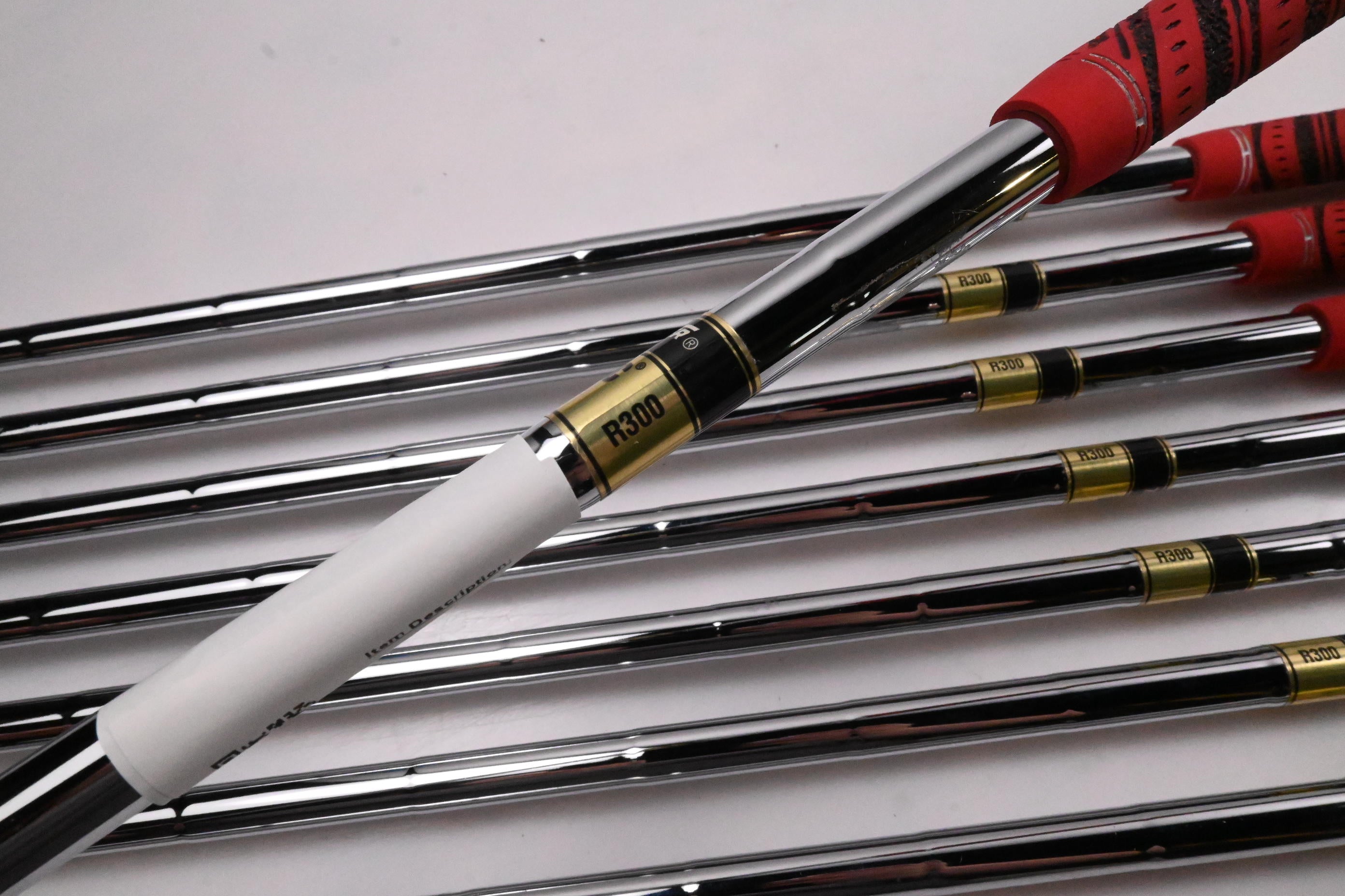 Titleist T200 2021 Irons / 4-PW+GW / Regular Flex Dynamic Gold R300 Shafts