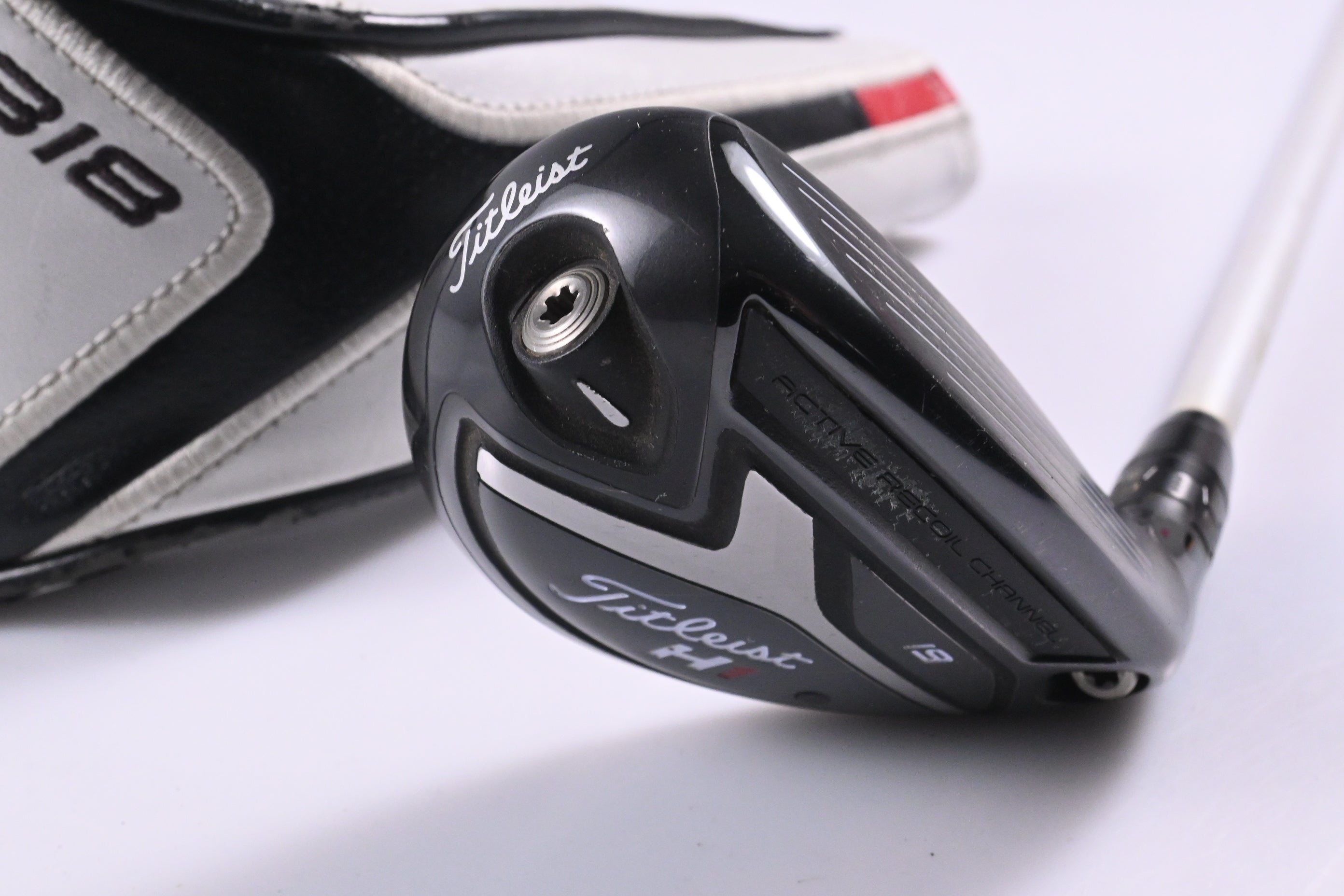 Titleist 818 H1 #3 Hybrid / 19 Degree / Stiff Flex Fujikura Motore Speeder HB8.8