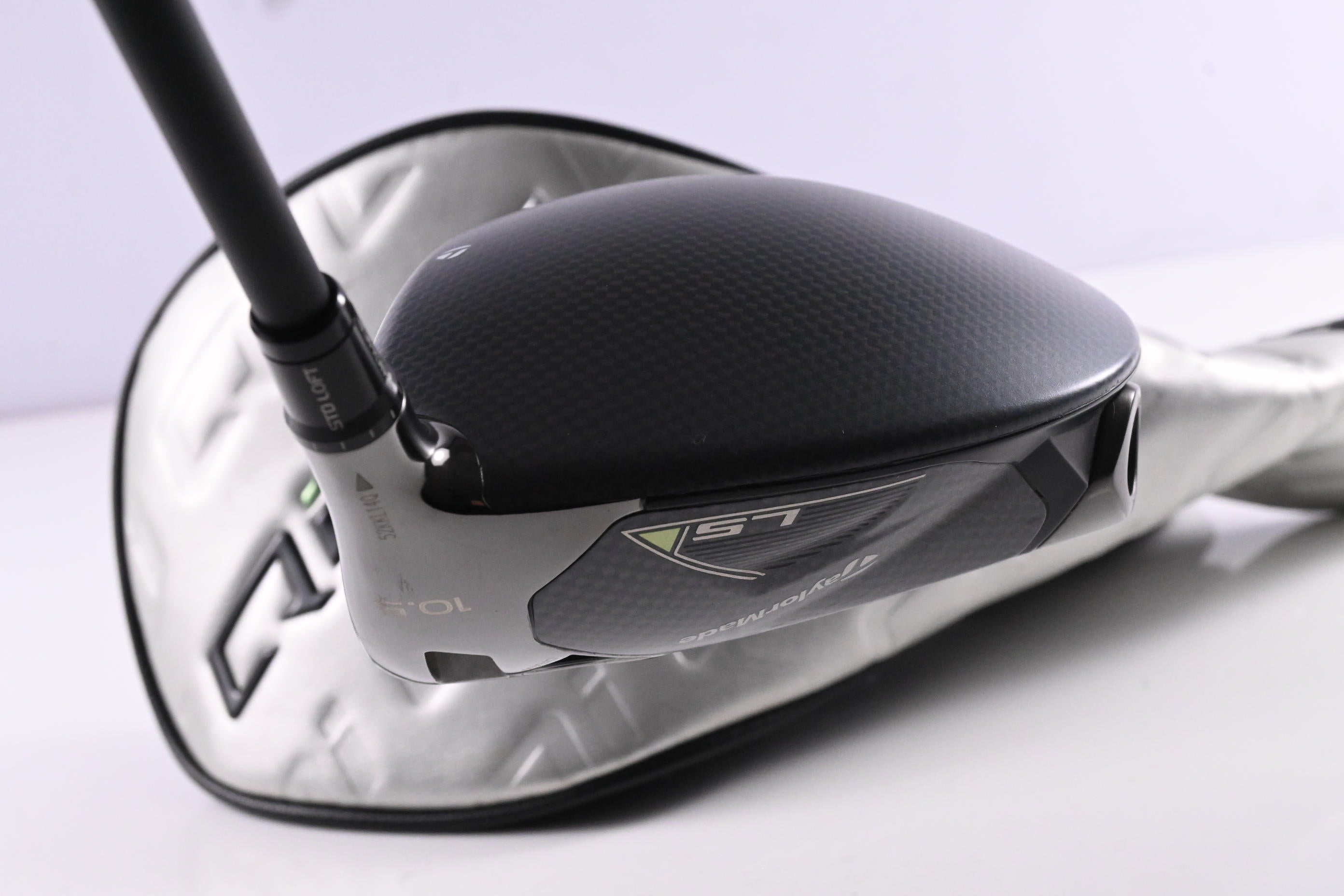 Taylormade Qi35 LS Driver / 10.5 Degree / Stiff Flex Kai'li Blue CB Dark Wave 60