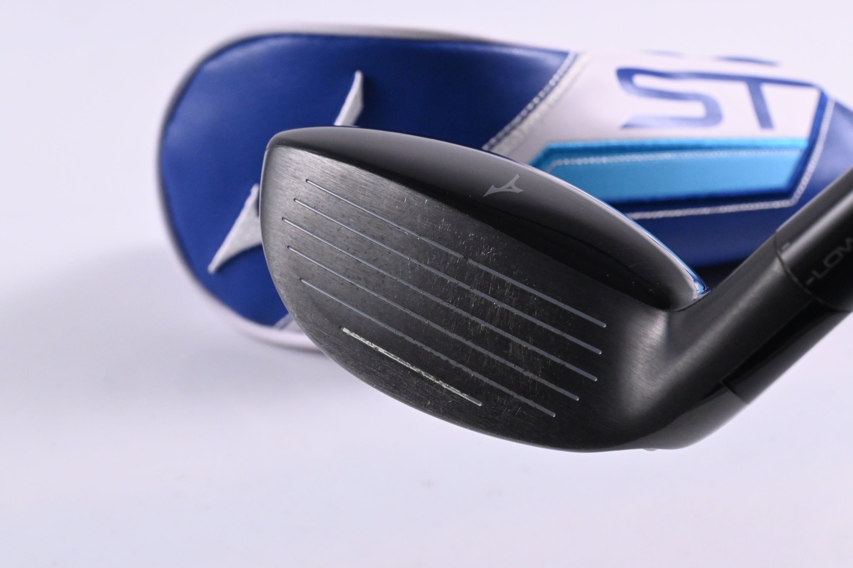 Mizuno ST-Max 230 #4 Hybrid / 22 Degree / Senior Flex Project X Denali Red 60