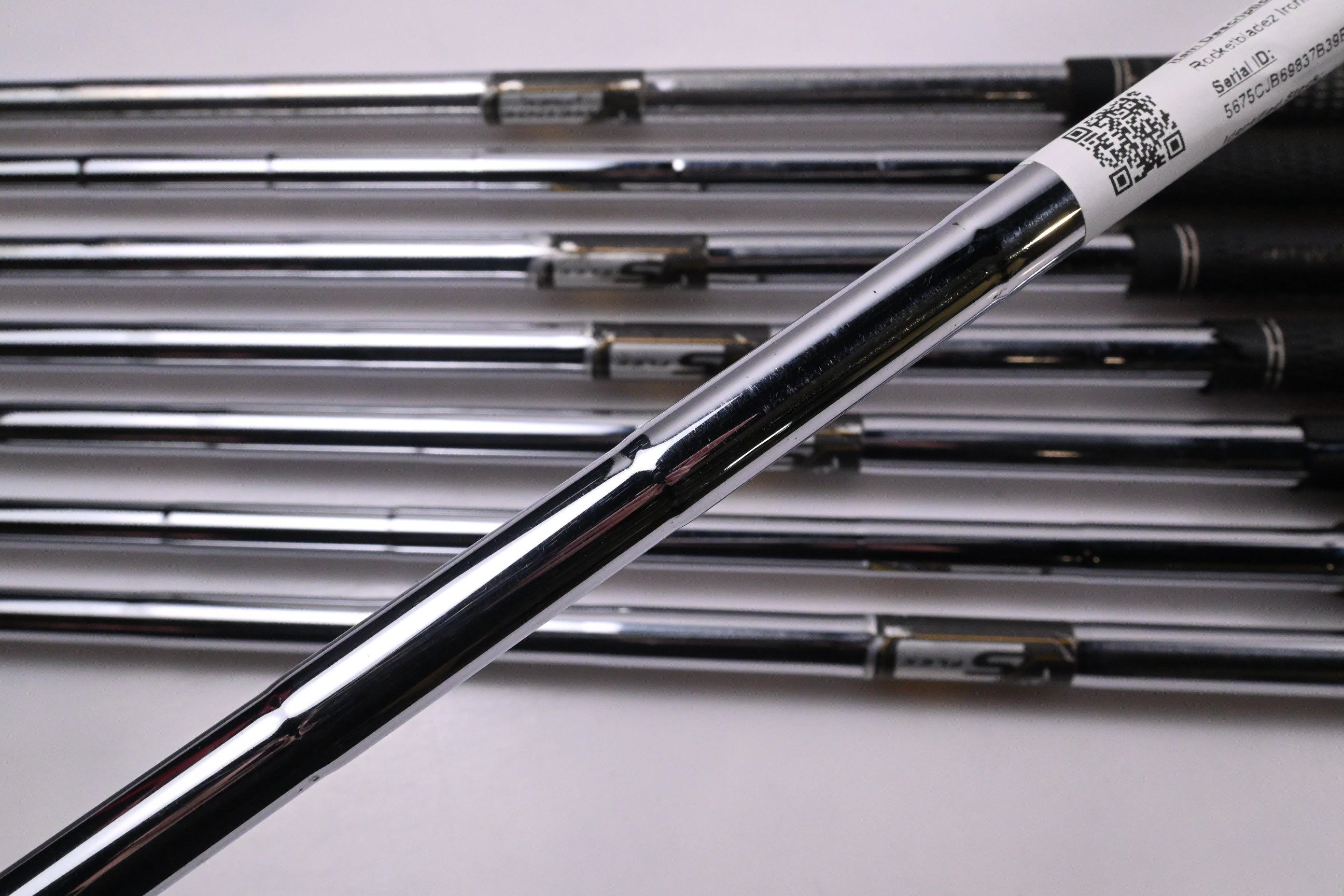 Taylormade Rocketbladez Irons / 4-PW / Regular Flex Shafts