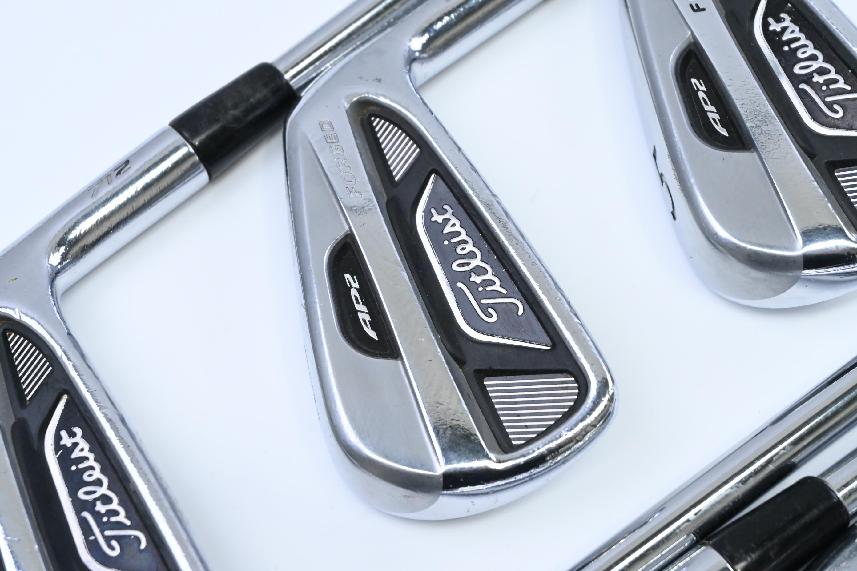 Titleist 712 AP2 Irons / 3-9 / Stiff Flex Steel Shafts