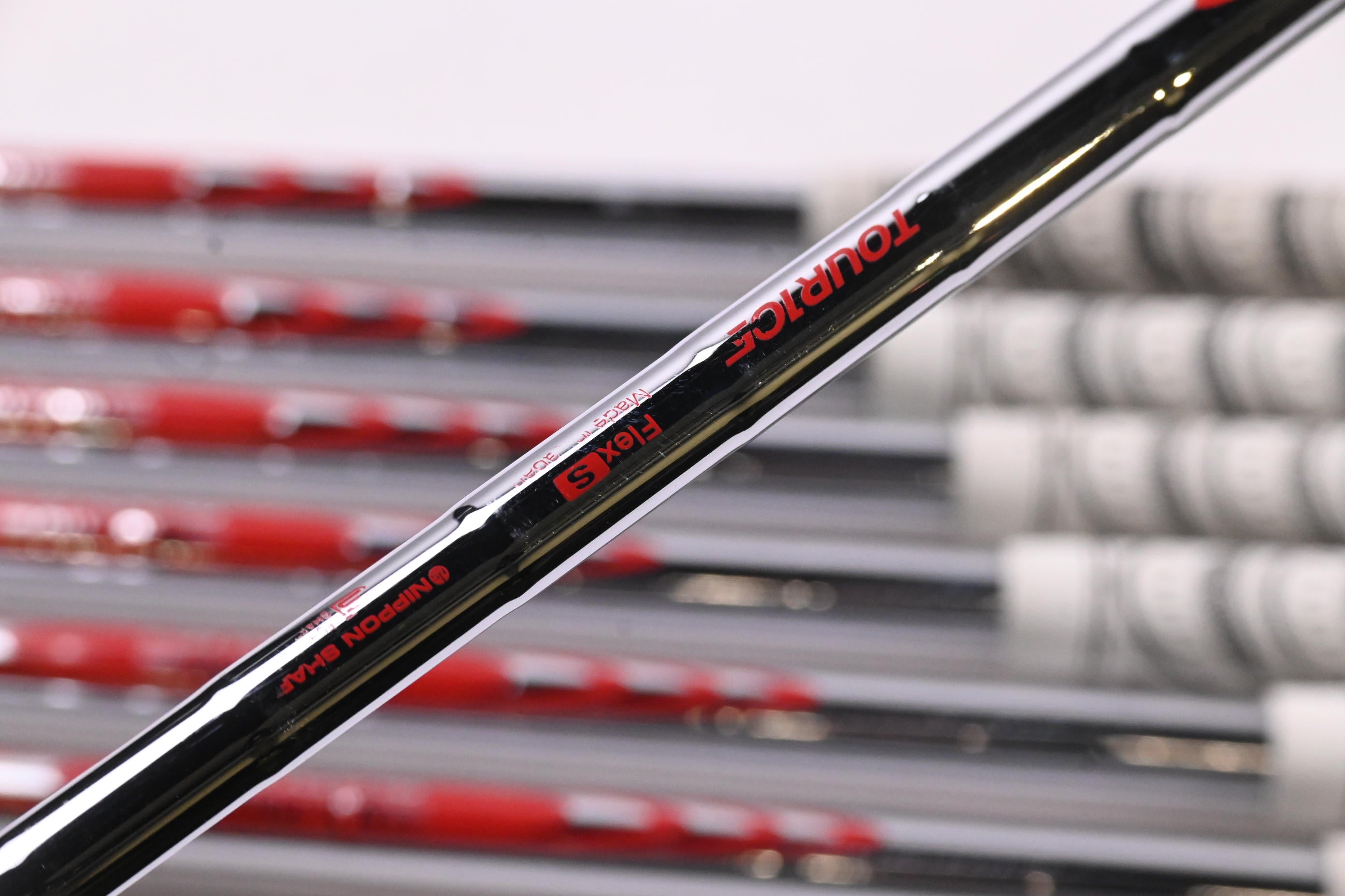 Titleist T100 2023 Irons / 4-PW / Stiff Flex N.S.Pro Modus³ Tour 105 Shafts