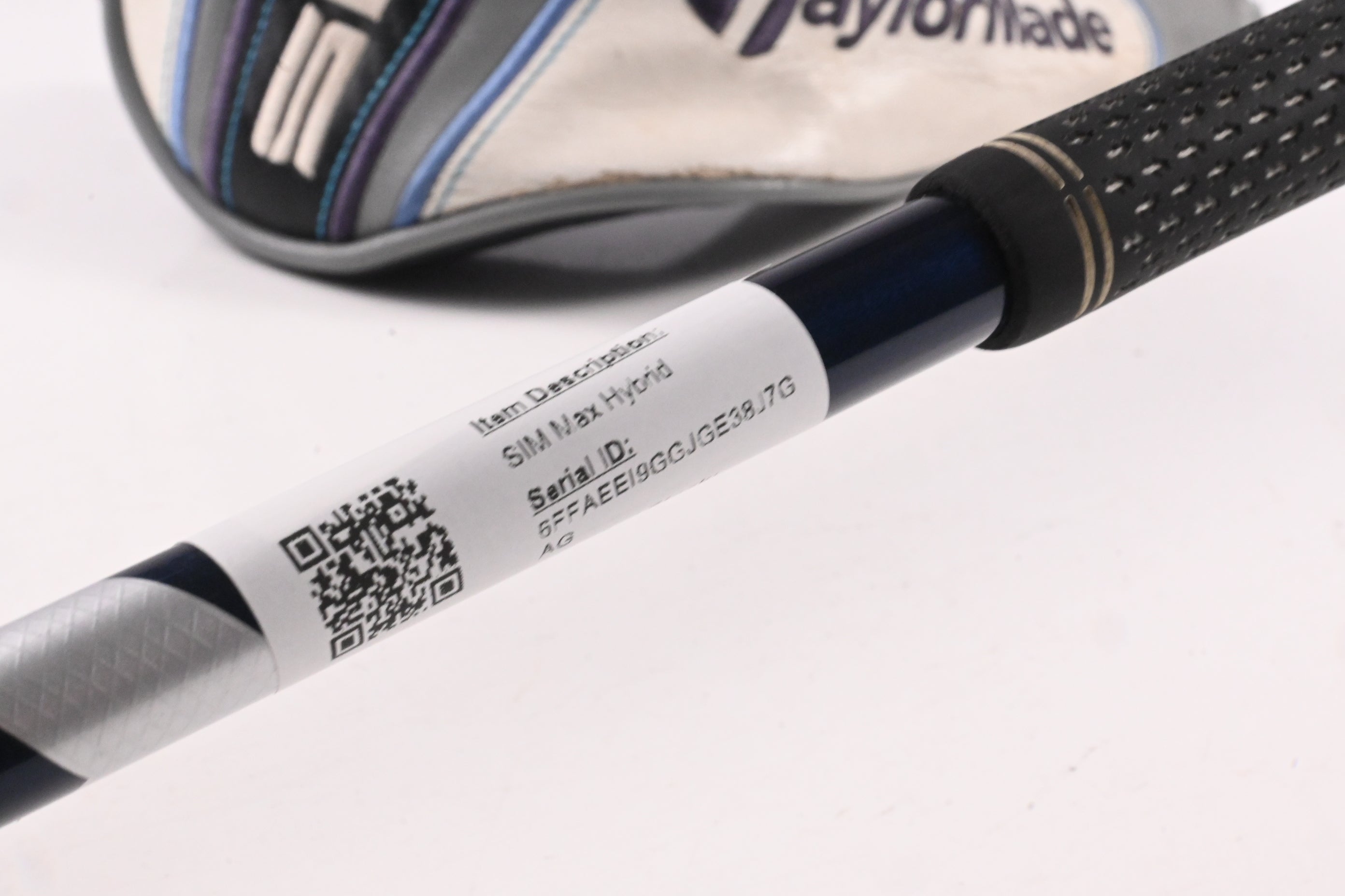 Taylormade SIM Max #4 Hybrid / 22 Degree / Stiff Flex Fujikura Ventus Blue 7