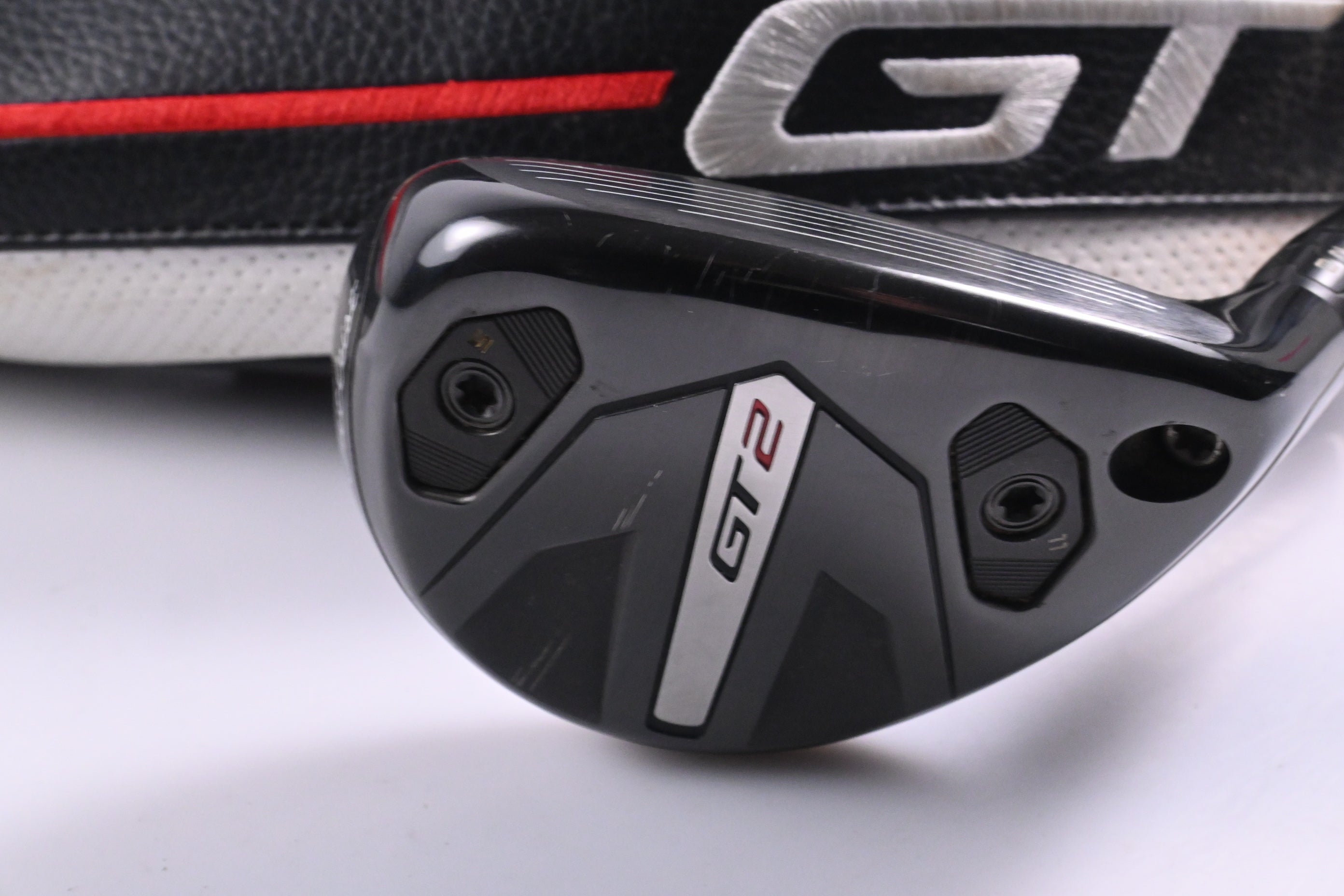 Titleist GT2 #4 Hybrid / 21 Degree / Stiff Flex Denali Red 60 Shaft
