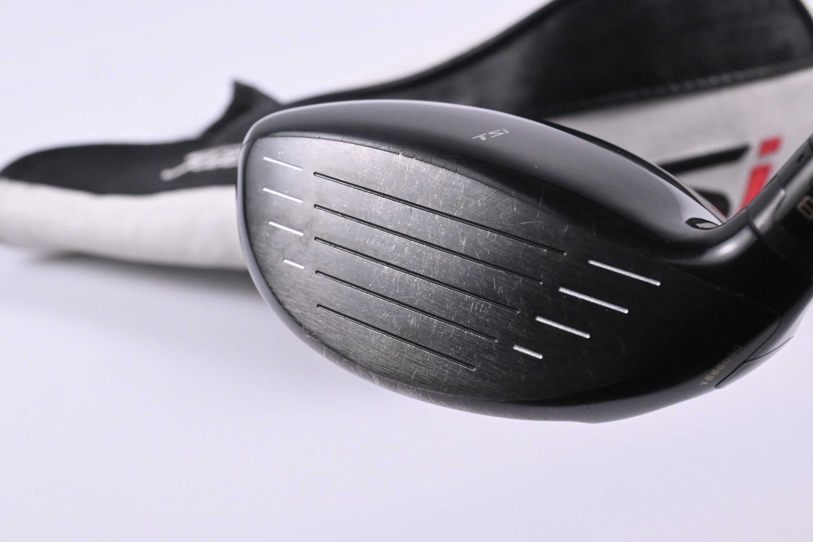 Titleist TSi2 #3 Wood / 15 Degree / Stiff Flex HZRDUS Smoke RDX Black 70 Shaft