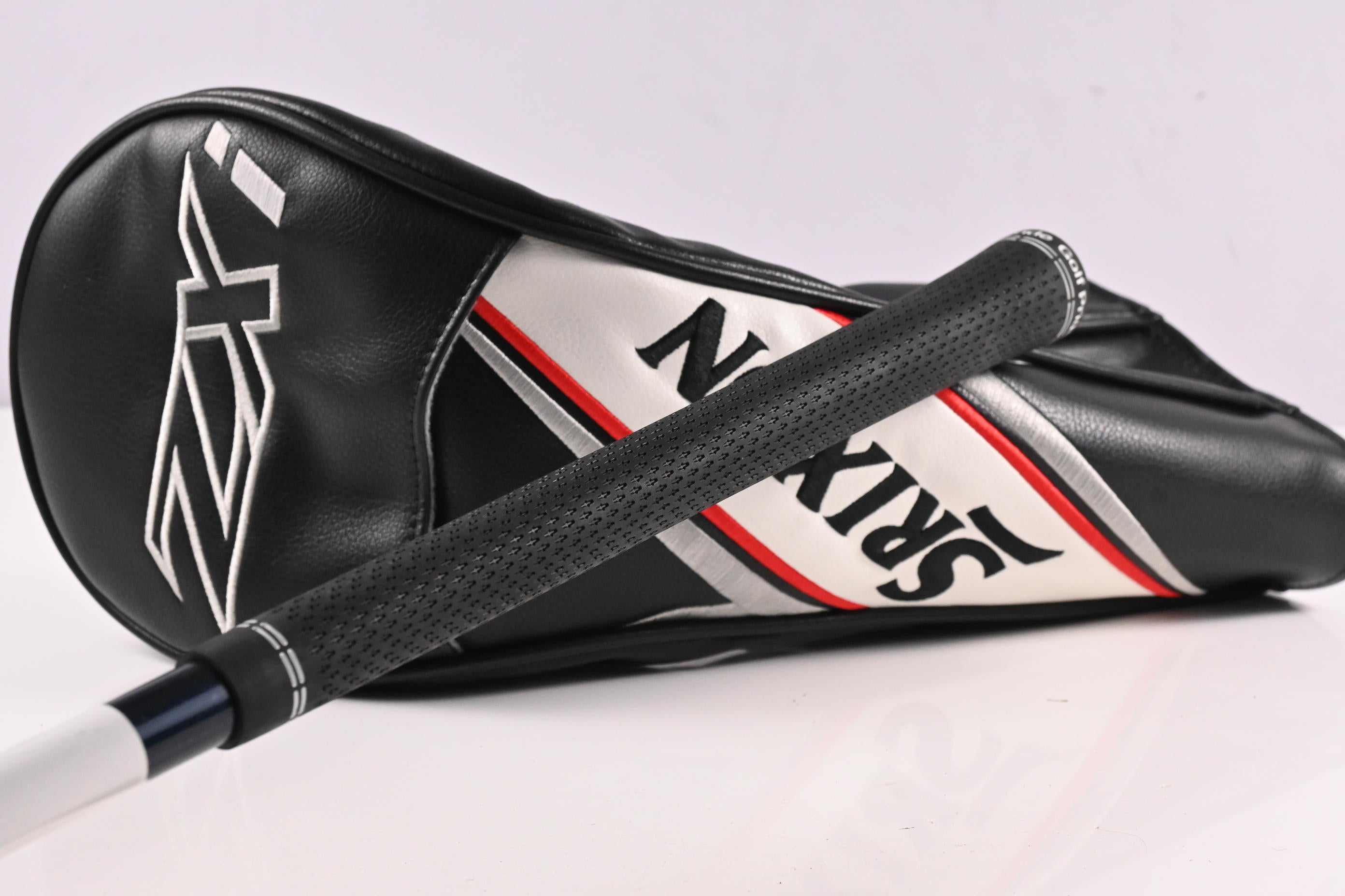 Srixon ZXi Max Driver / 10.5 Degree / Stiff Flex Fujikura Ventus TR Blue 6 Shaft