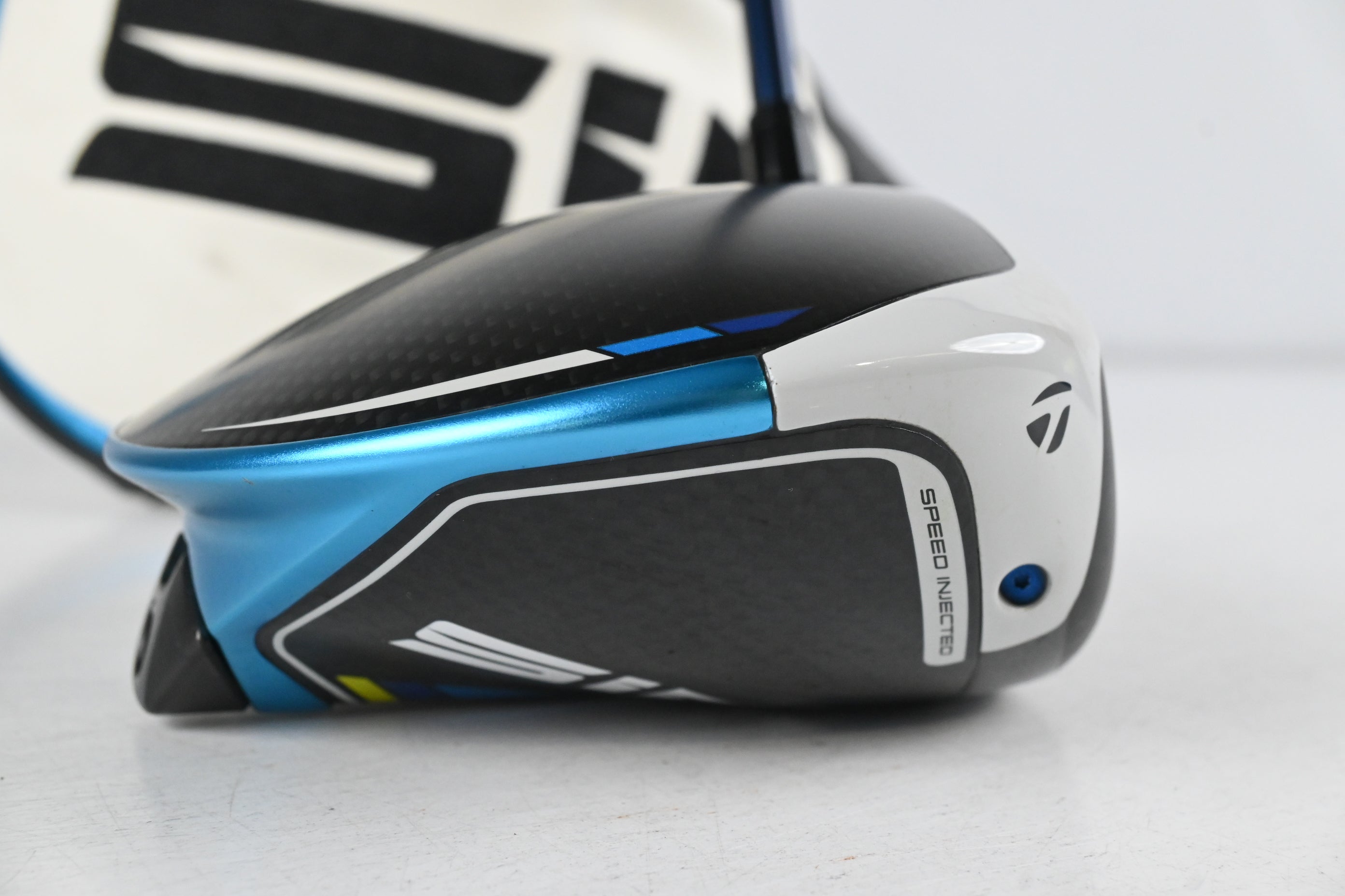 Taylormade SIM2 Max Driver / 9 Degree / Stiff Flex Fujikura Ventus Blue 5 Shaft