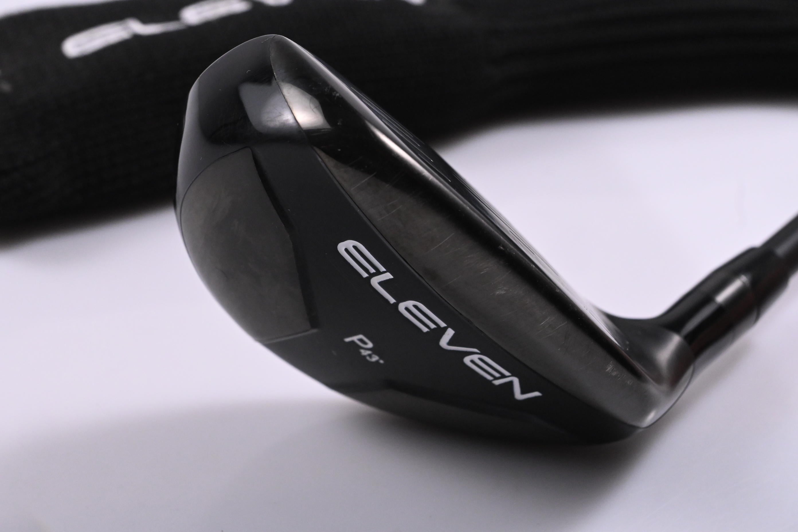 Eleven Pitching Hybrid Wedge / 43 Degree / Senior Flex KBS TGI 60 Shaft