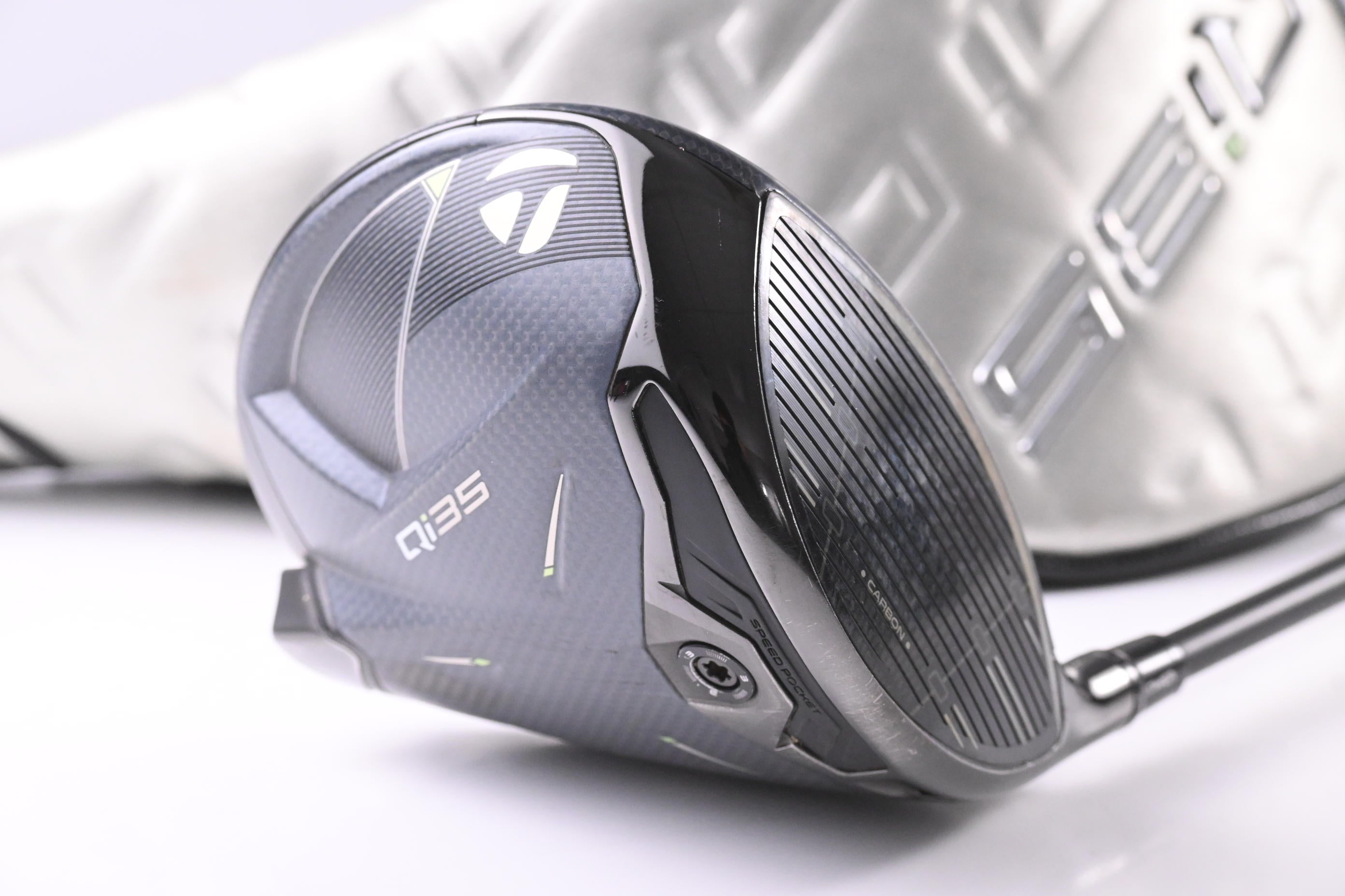 Taylormade Qi35 Driver / 9 Degree / Stiff Flex Kai'li White Darkwaves 60 Shaft