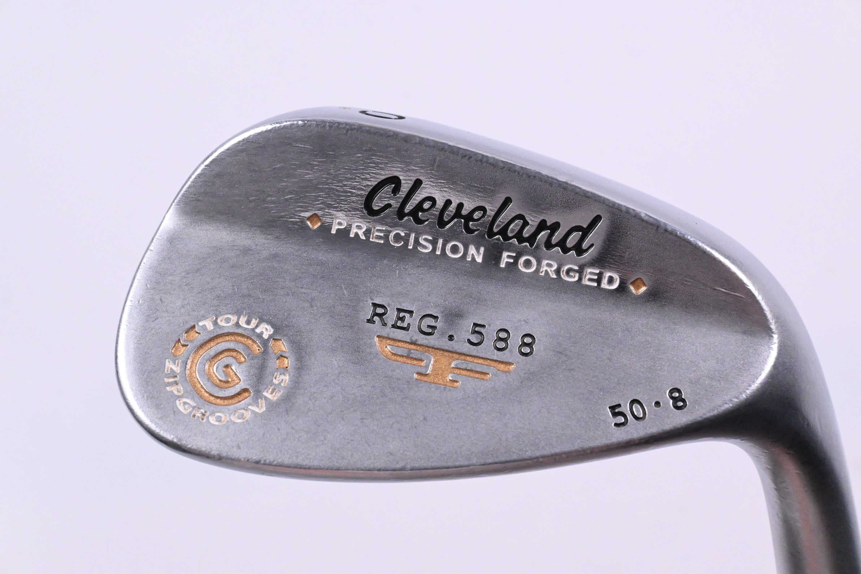 Cleveland 588 Precision Forged Gap Wedge / 50 Degree / Wedge Flex Tour Concept