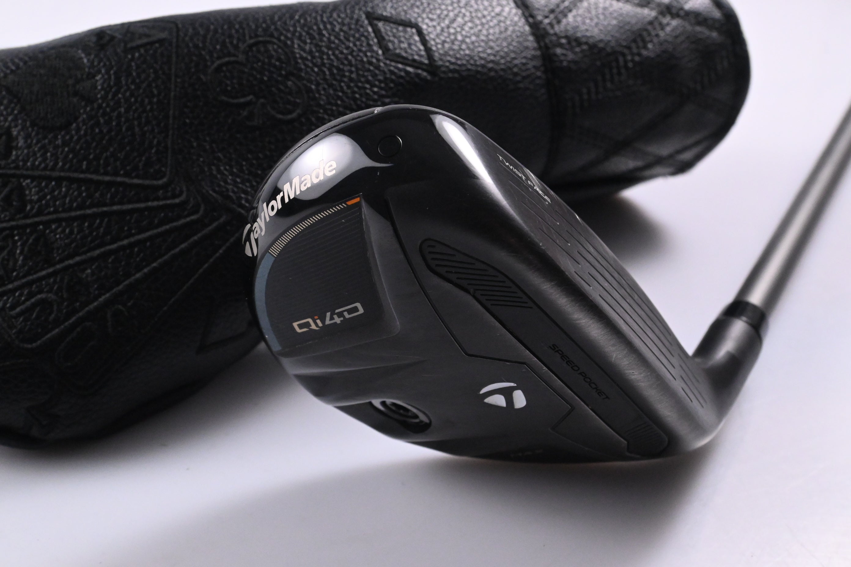 Taylormade Qi4D Max #3 Hybrid / 20 Degree / Regular Flex Reax 45 Shaft