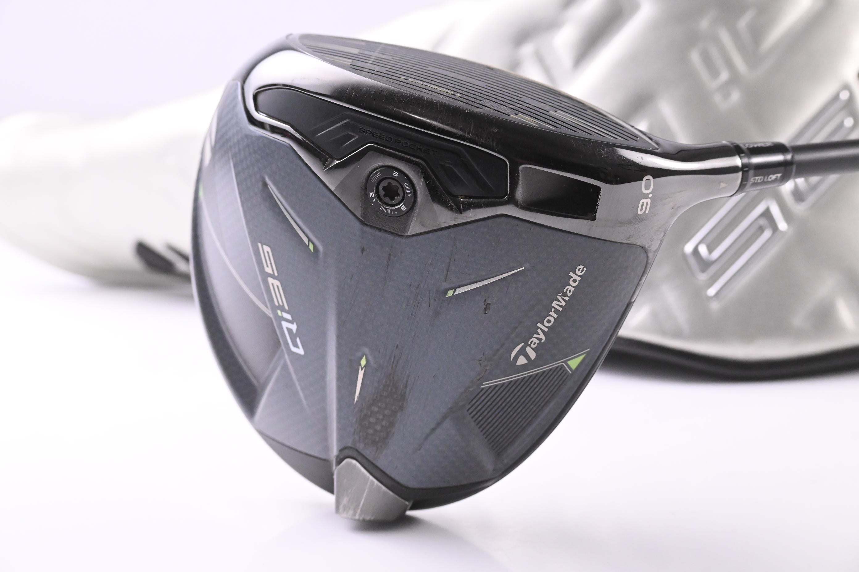 Taylormade Qi35 Driver / 9 Degree / Stiff Flex Kai'li White Darkwaves 60 Shaft