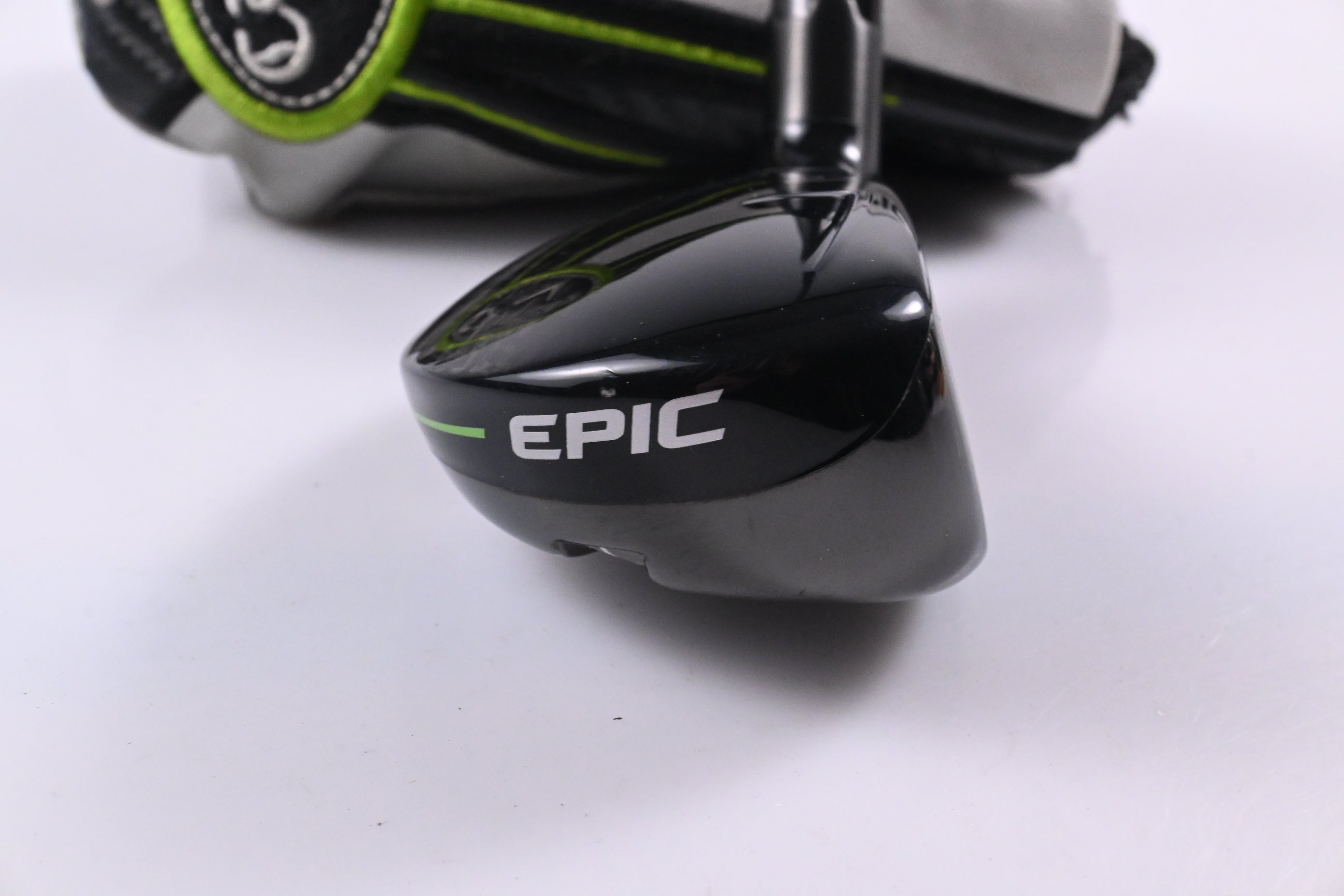 Callaway Epic #2 Hybrid / 18 Degree / Stiff Flex Aldila Tour Green 75 Shaft