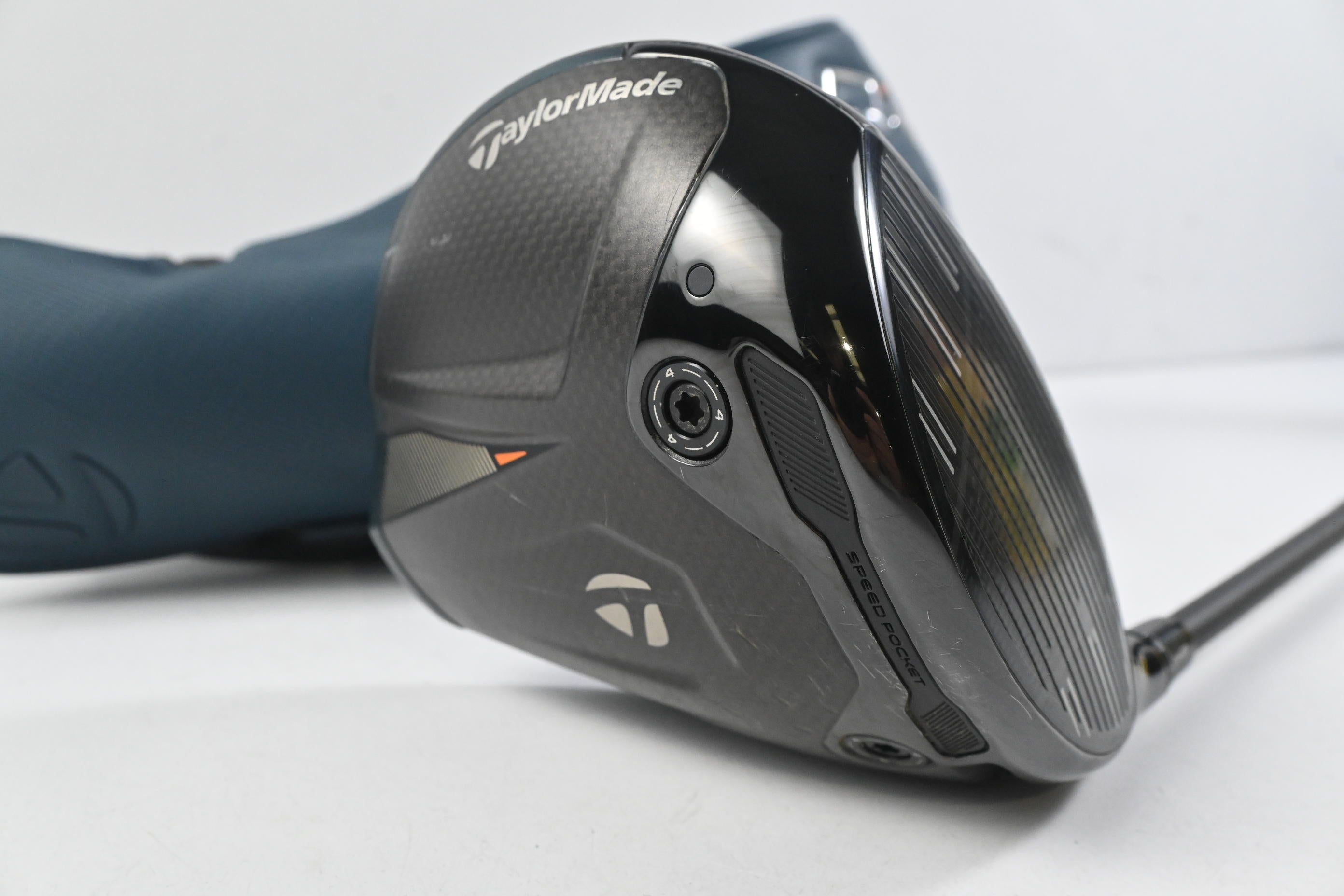 Taylormade Qi4D Driver / 9 Degree / Stiff Flex REAX Blue 60 Shaft