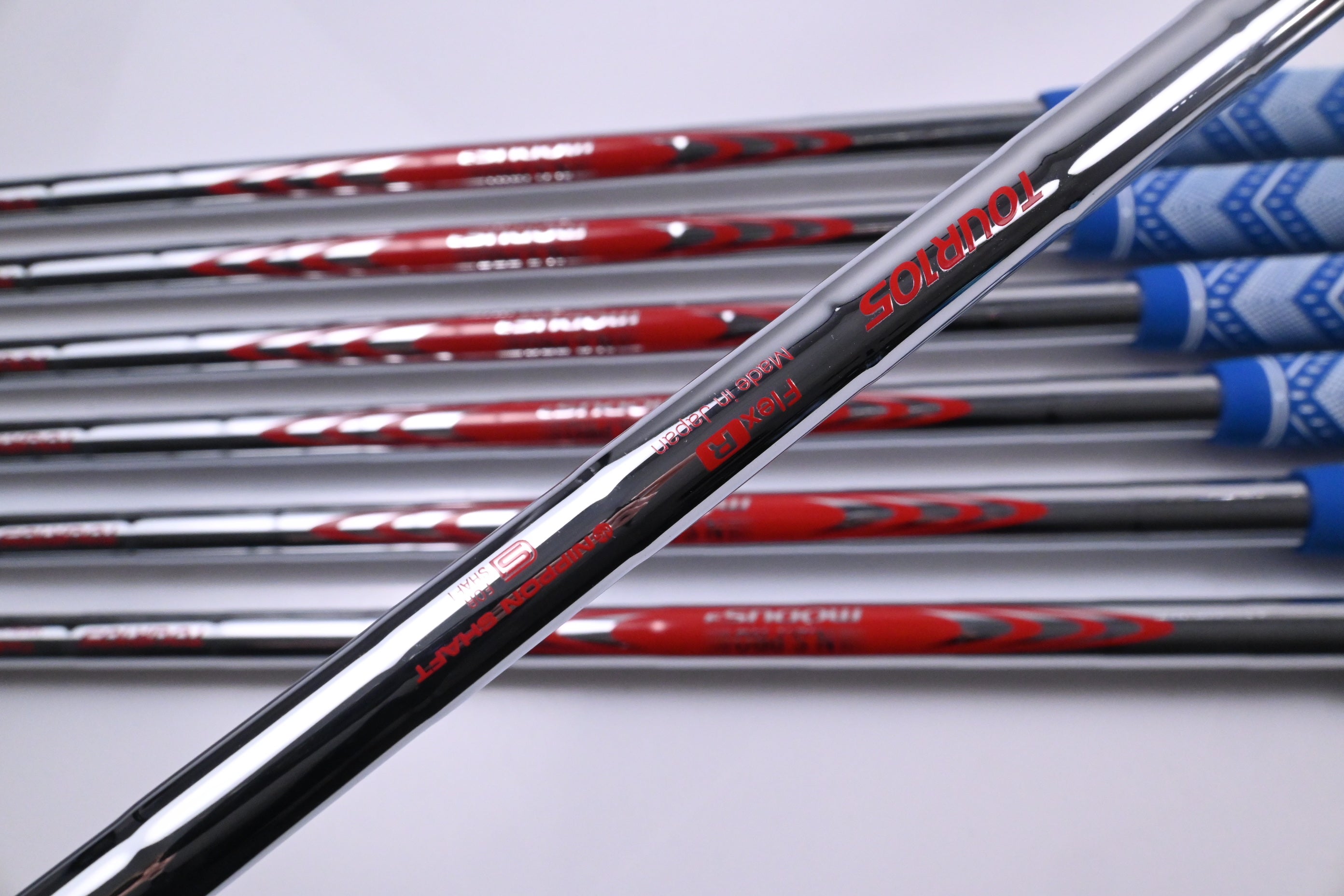 Mizuno Pro M-15/M-13 Irons / 5-PW+GW / Regular Flex N.S.Pro Modus³ Tour 105