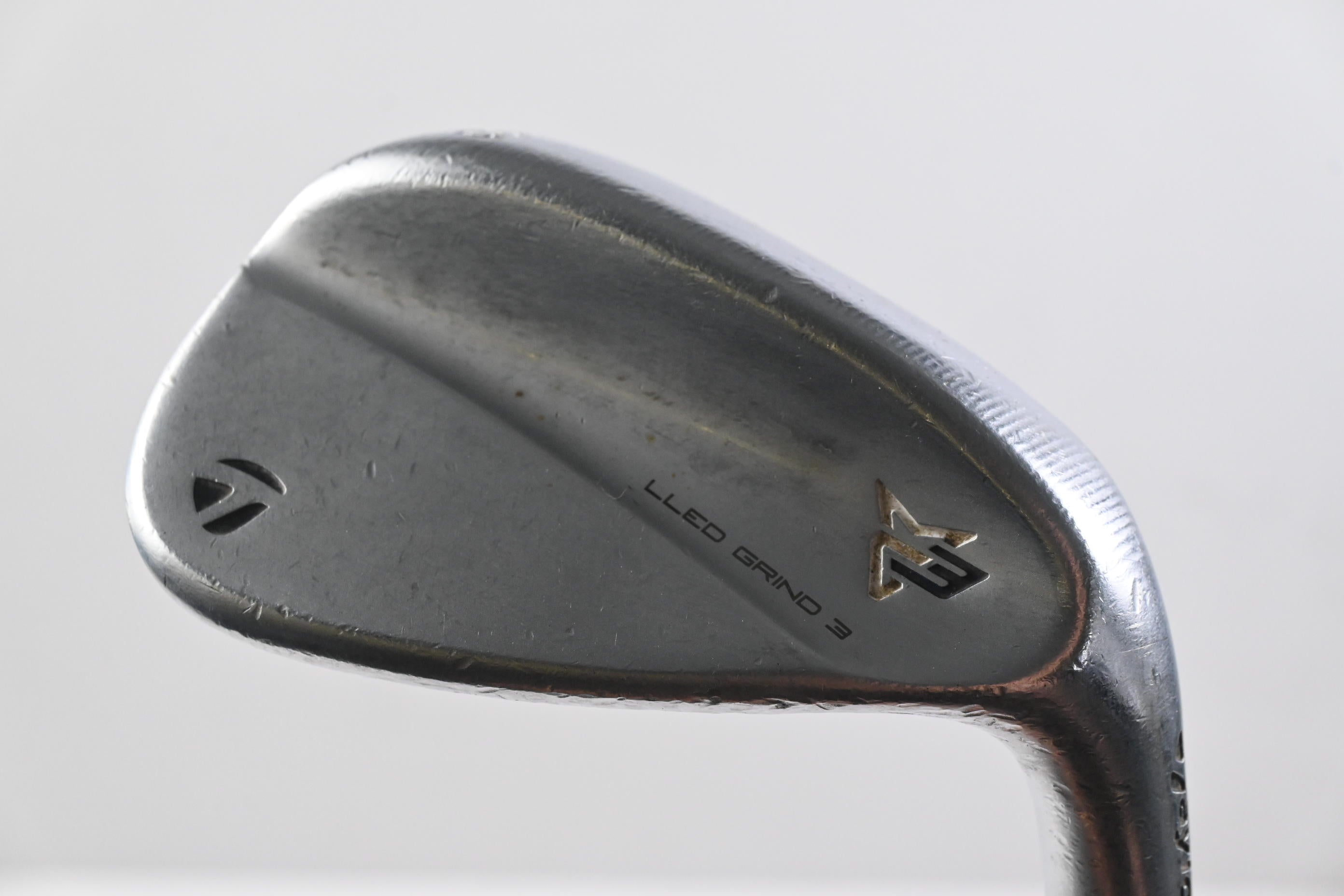 Taylormade Milled Grind 3 Gap Wedge / 50 Degree / Stiff Flex Dynamic Gold S200