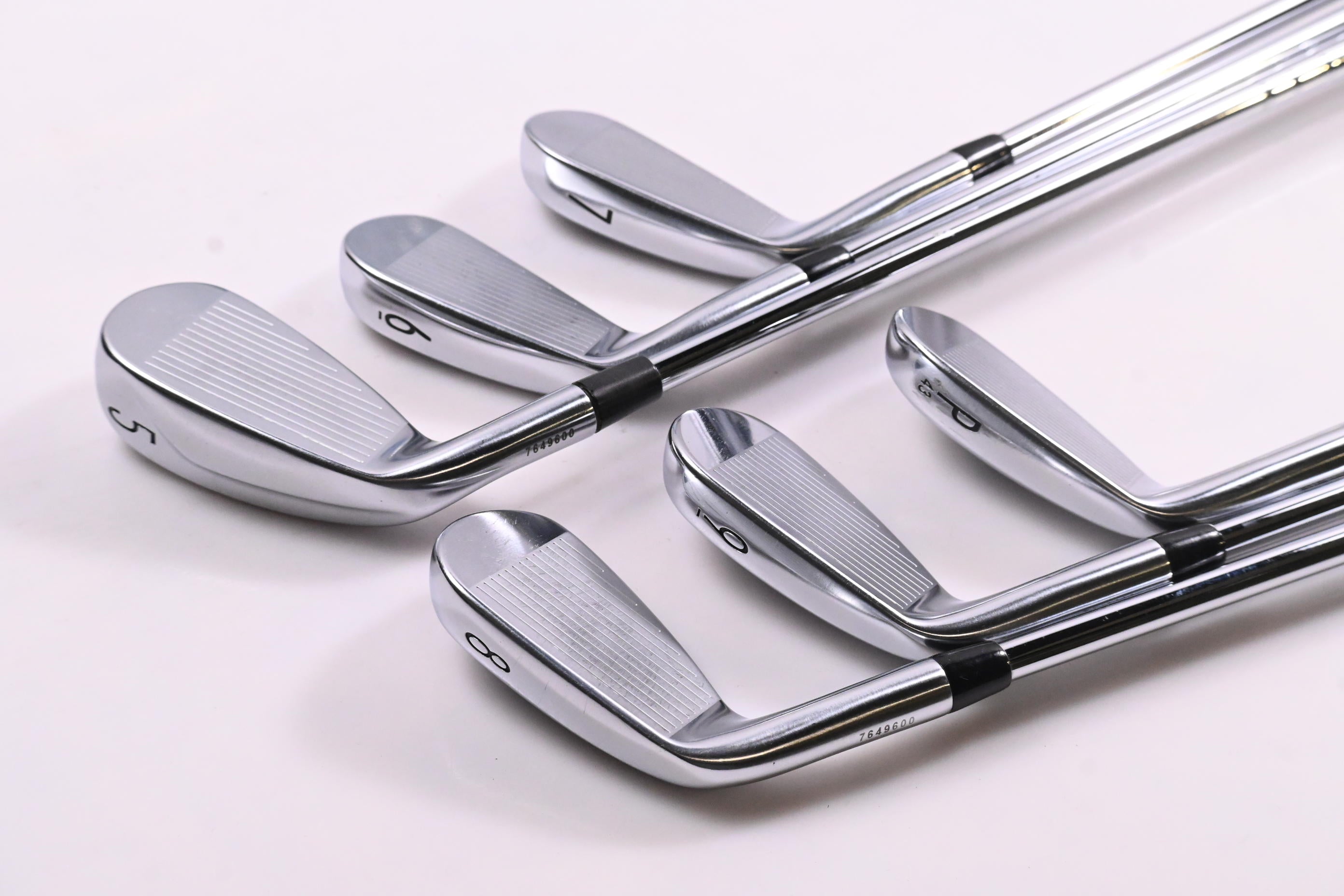 Titleist T400/T200 2019 Irons / 5-PW / Stiff Flex AMT Black S300 Shafts